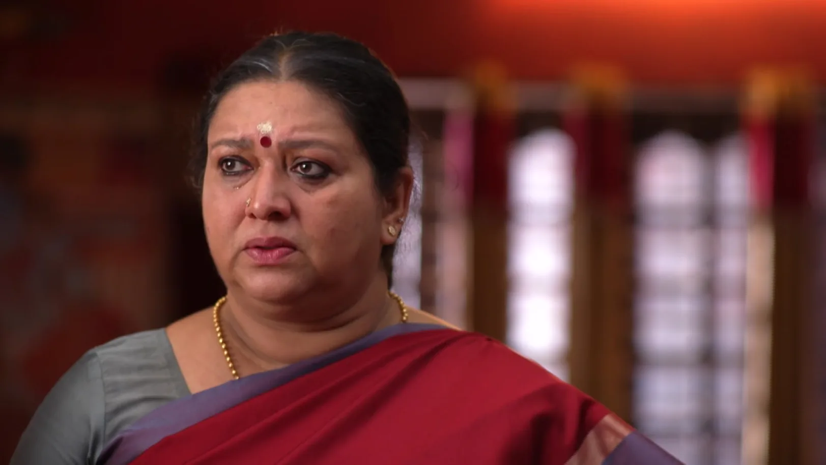 Kudumbashree Sharada - December 04, 2025 - Episode Spoiler