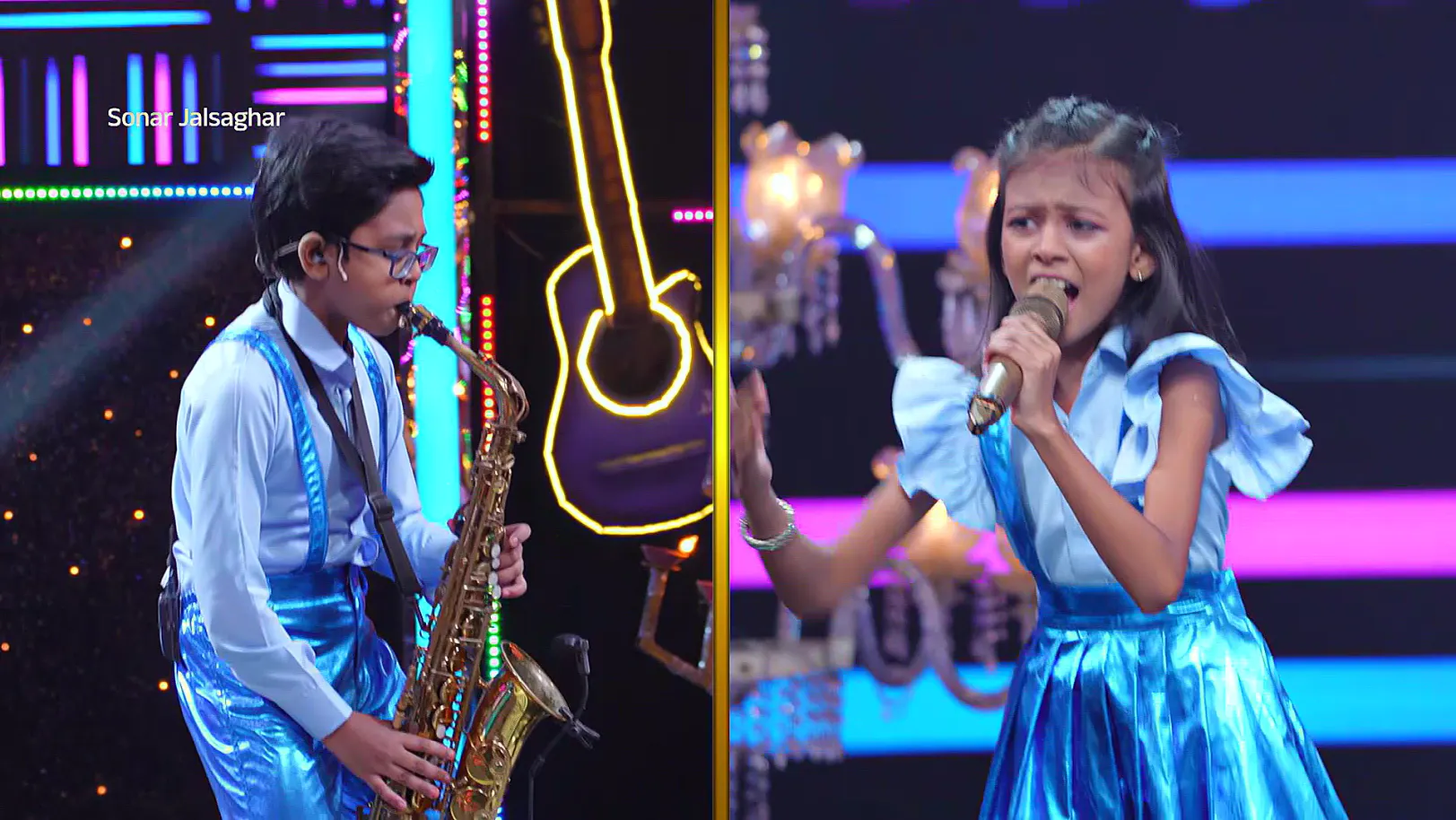 Surojit Compliments Twinkle - Sonar Jalsaghar - Promo Surojit Compliments Twinkle - Sonar Jalsaghar - Promo