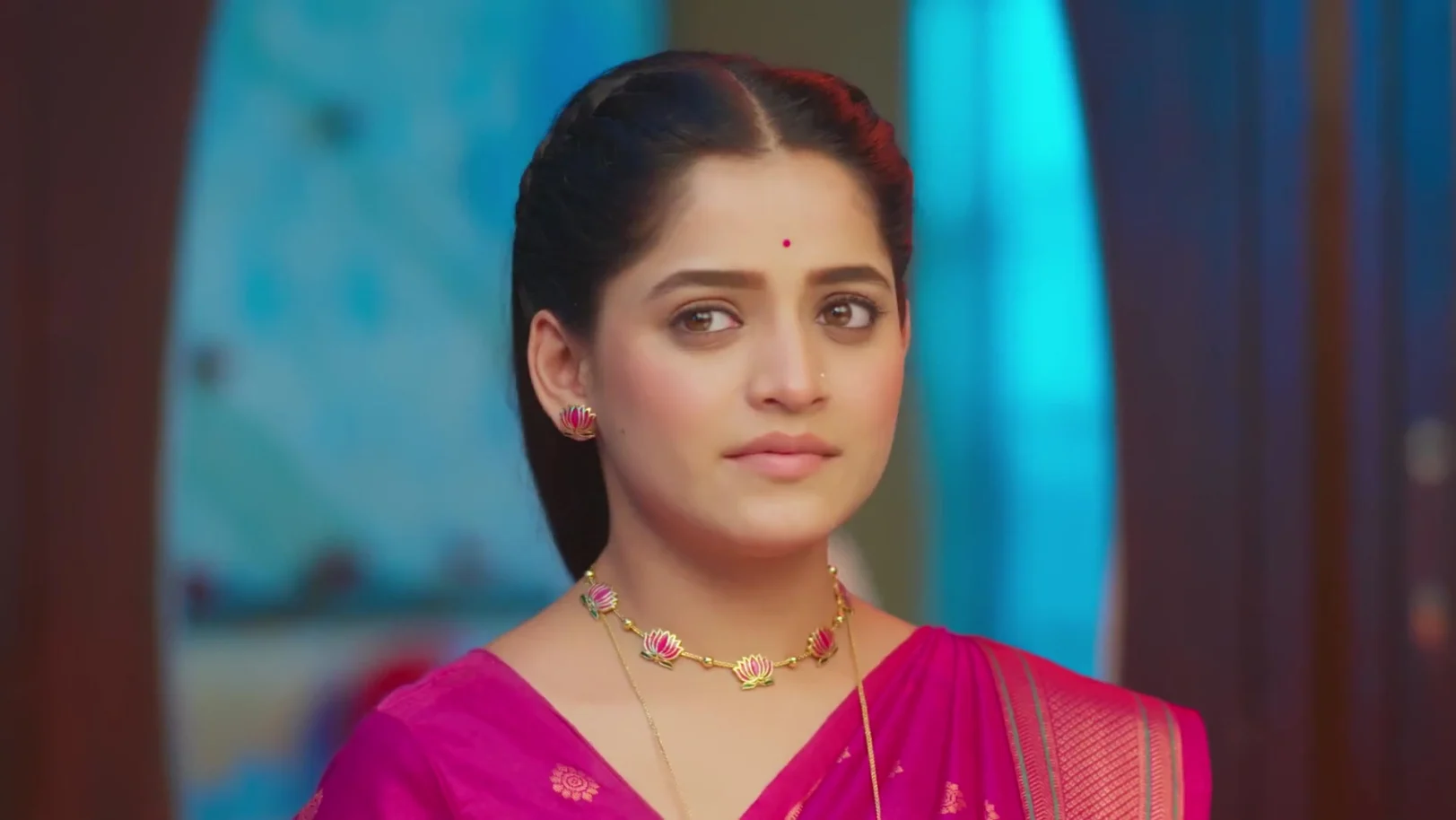 Aditya and Paaru Rejoice Seeing the Decorated Room 9th December 2025 Webisode