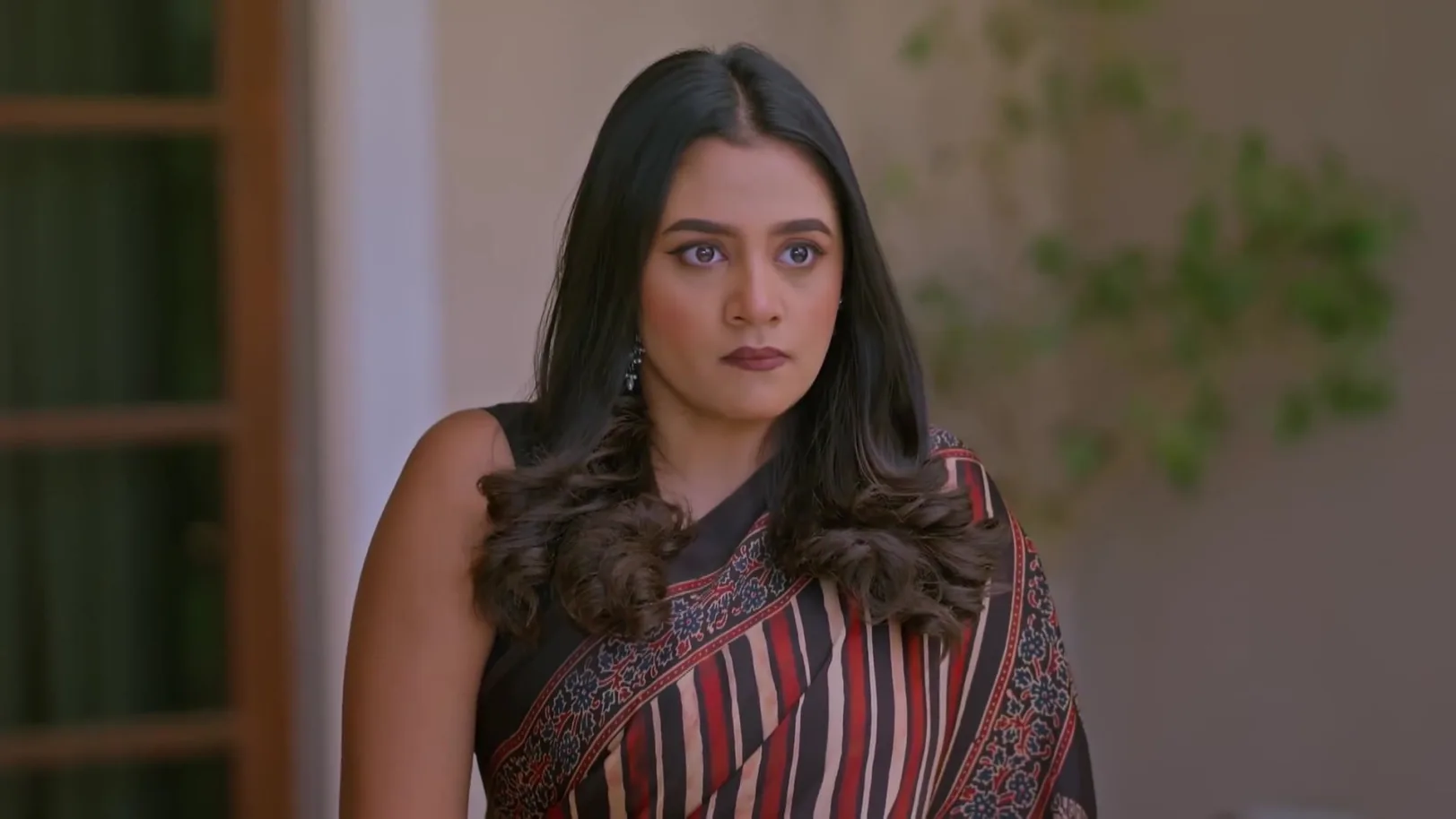 Meera Returns Home with Atharva 12th December 2025 Webisode Meera Returns Home with Atharva 12th December 2025 Webisode