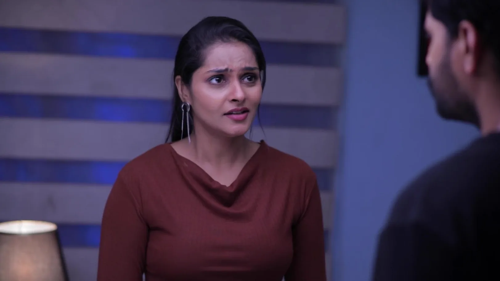 Aadhi Scorns Mithra - Idhayam 