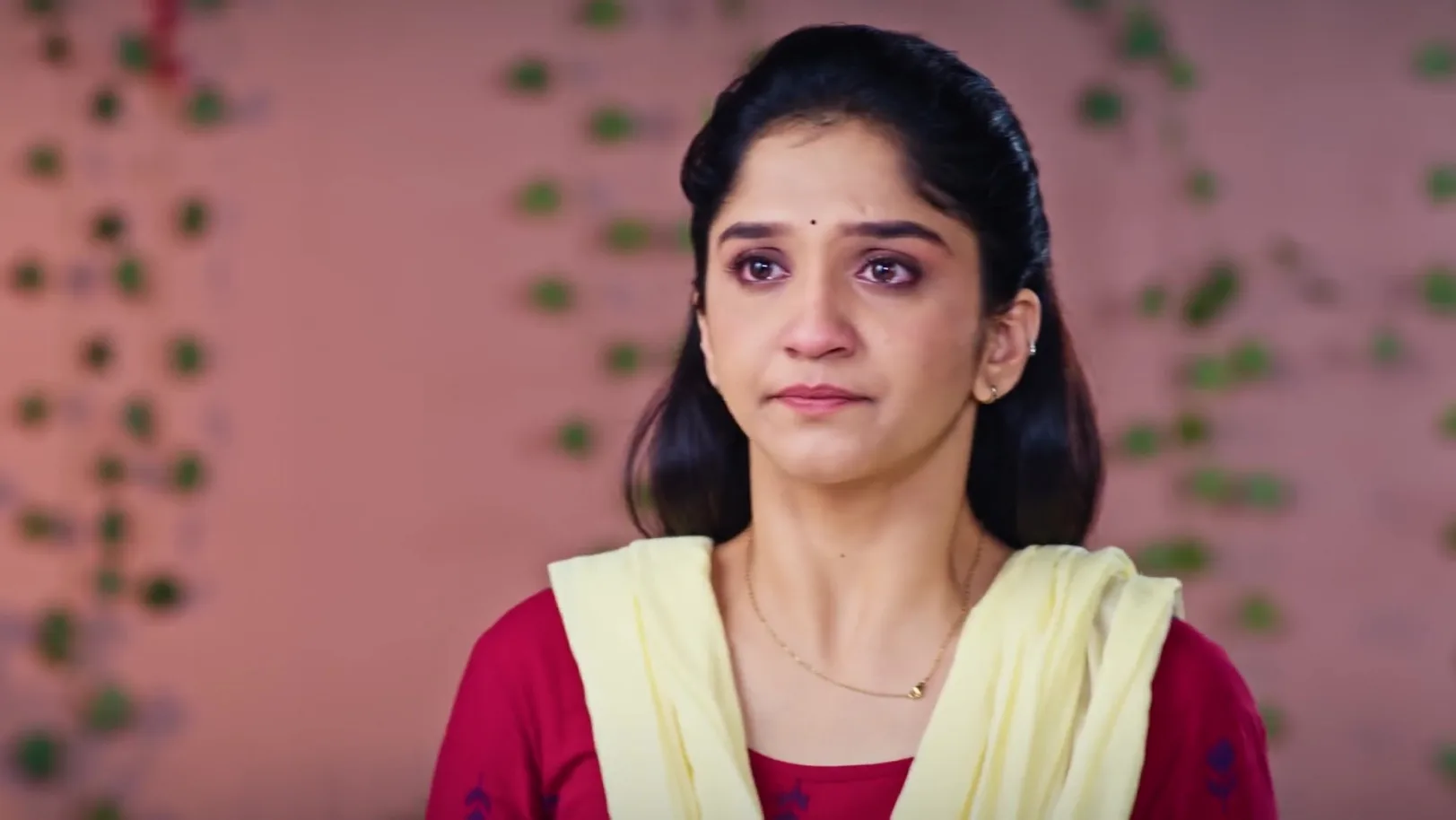 Malati Scolds Kedar Over Kavya - Taarini 