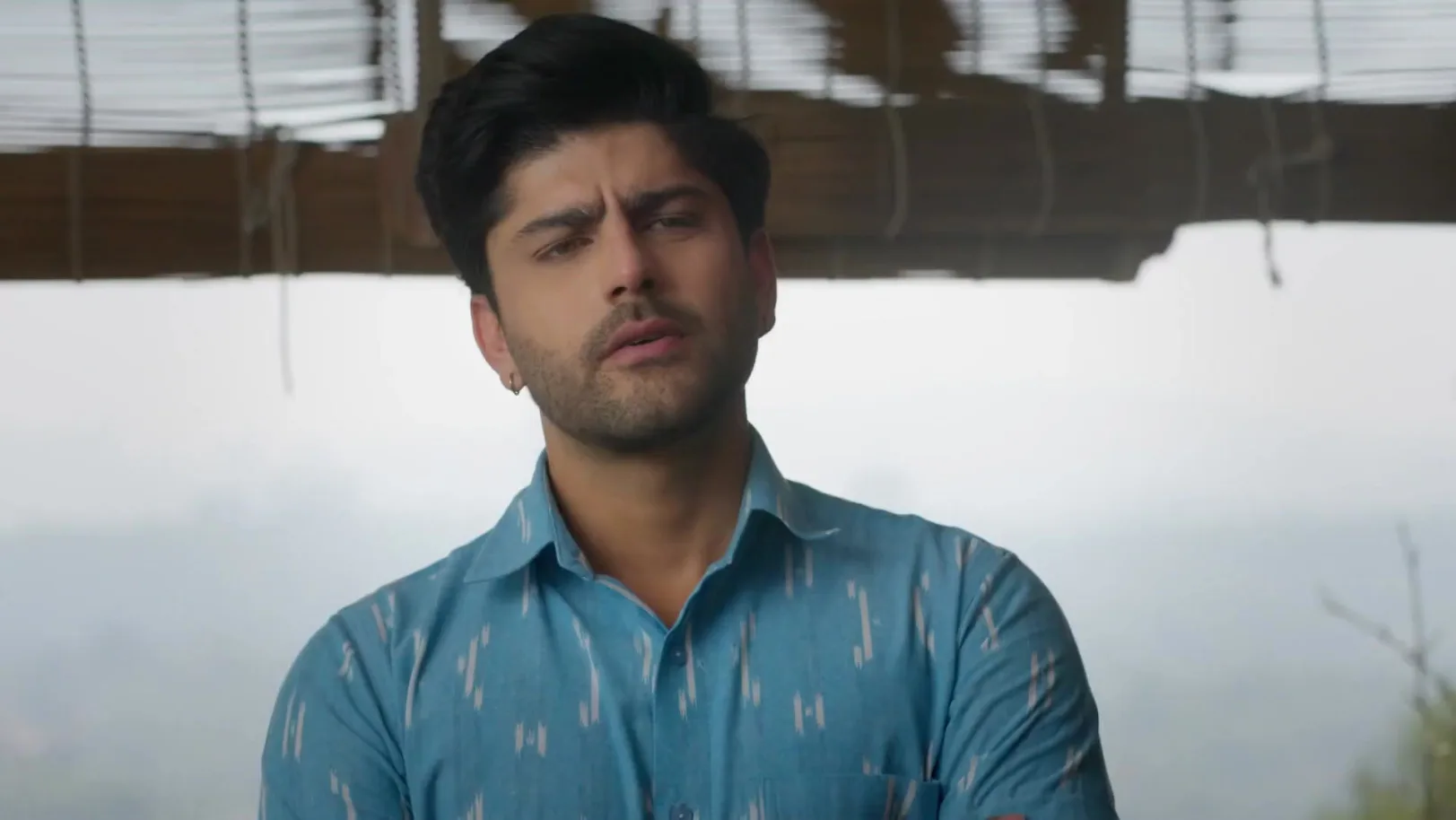 Devansh Tries to Stop Vasudha and Hanumant's Fight - Vasudha Devansh Tries to Stop Vasudha and Hanumant's Fight - Vasudha