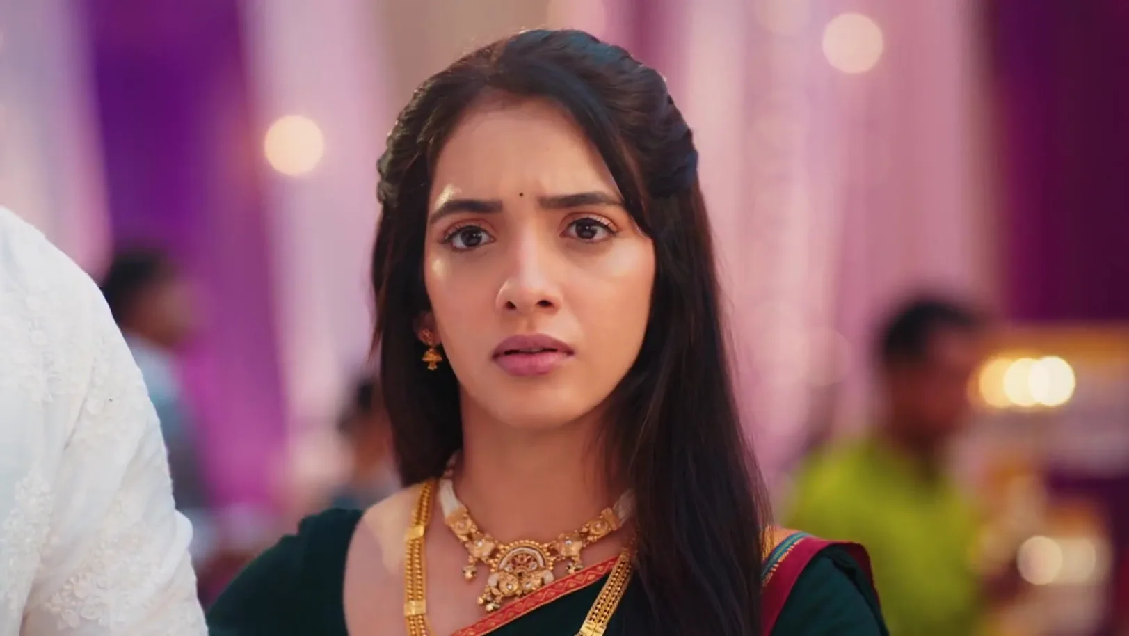 Sampada's Serious Allegations against Aparna 15th December 2025 Webisode