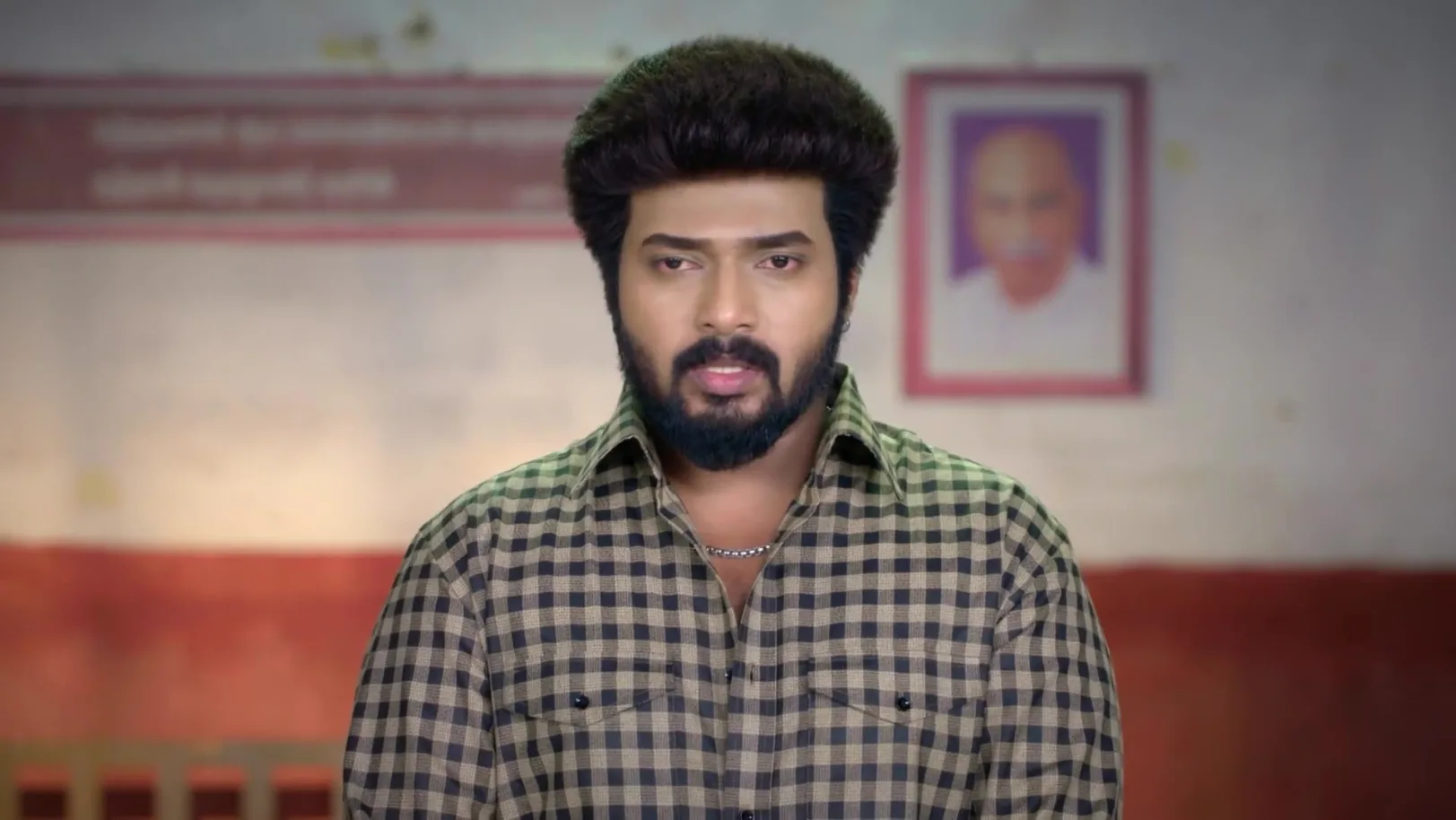 Chamundeshwari Blames Karthikeyan - Karthigai Deepam 