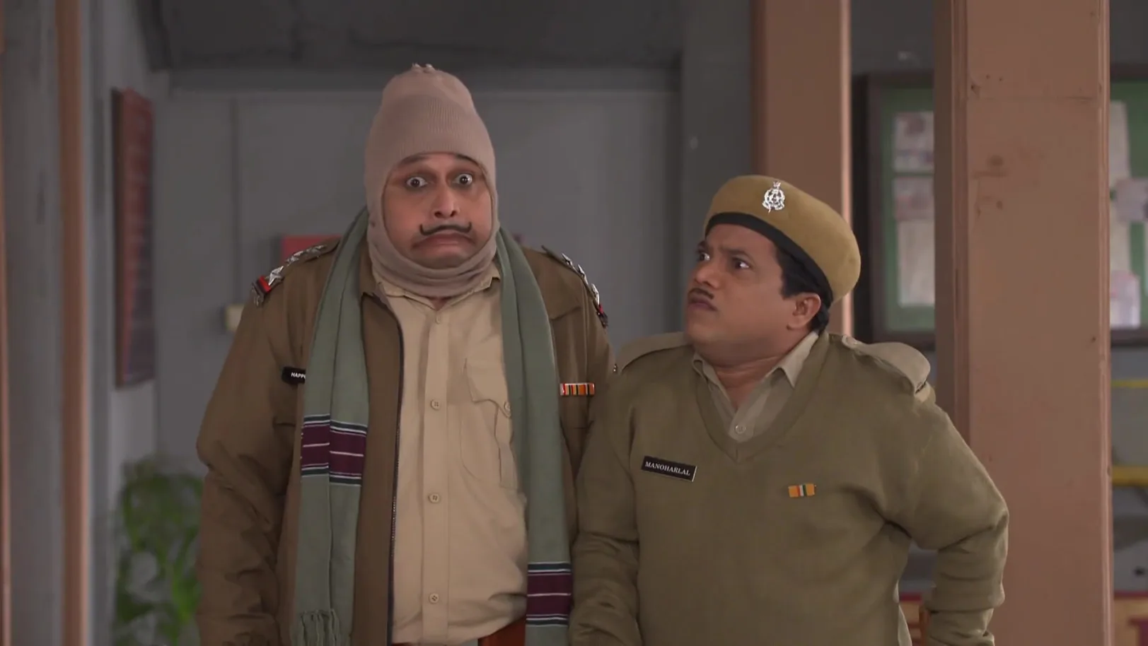 The Commissioner Exposes Chapadganju's Conspiracy - Happu Ki Ultan Paltan 