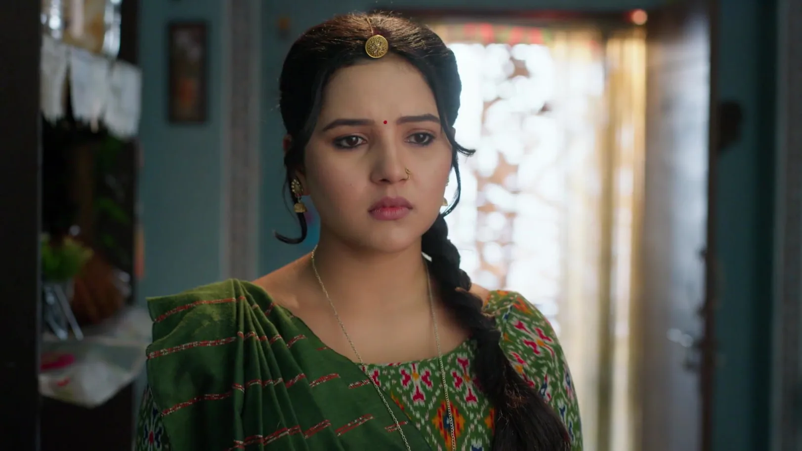 Avinash Comes to Devansh Seeking Help - Vasudha Avinash Comes to Devansh Seeking Help - Vasudha