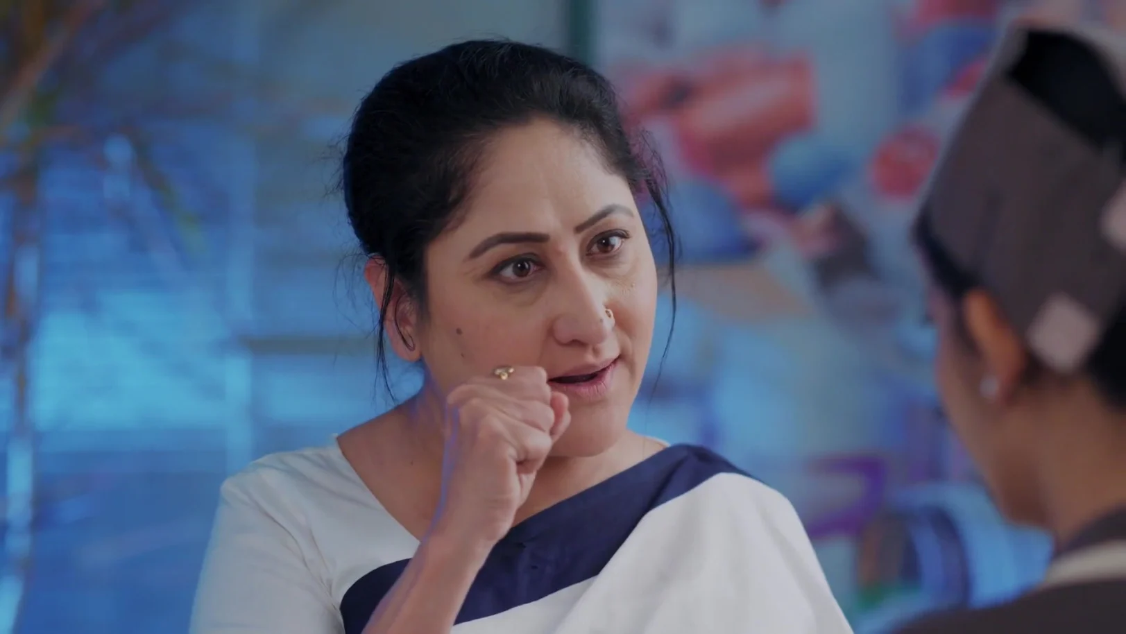 Sharda's Advice to Kirti - Jaane Anjaane Hum Mile Sharda's Advice to Kirti - Jaane Anjaane Hum Mile