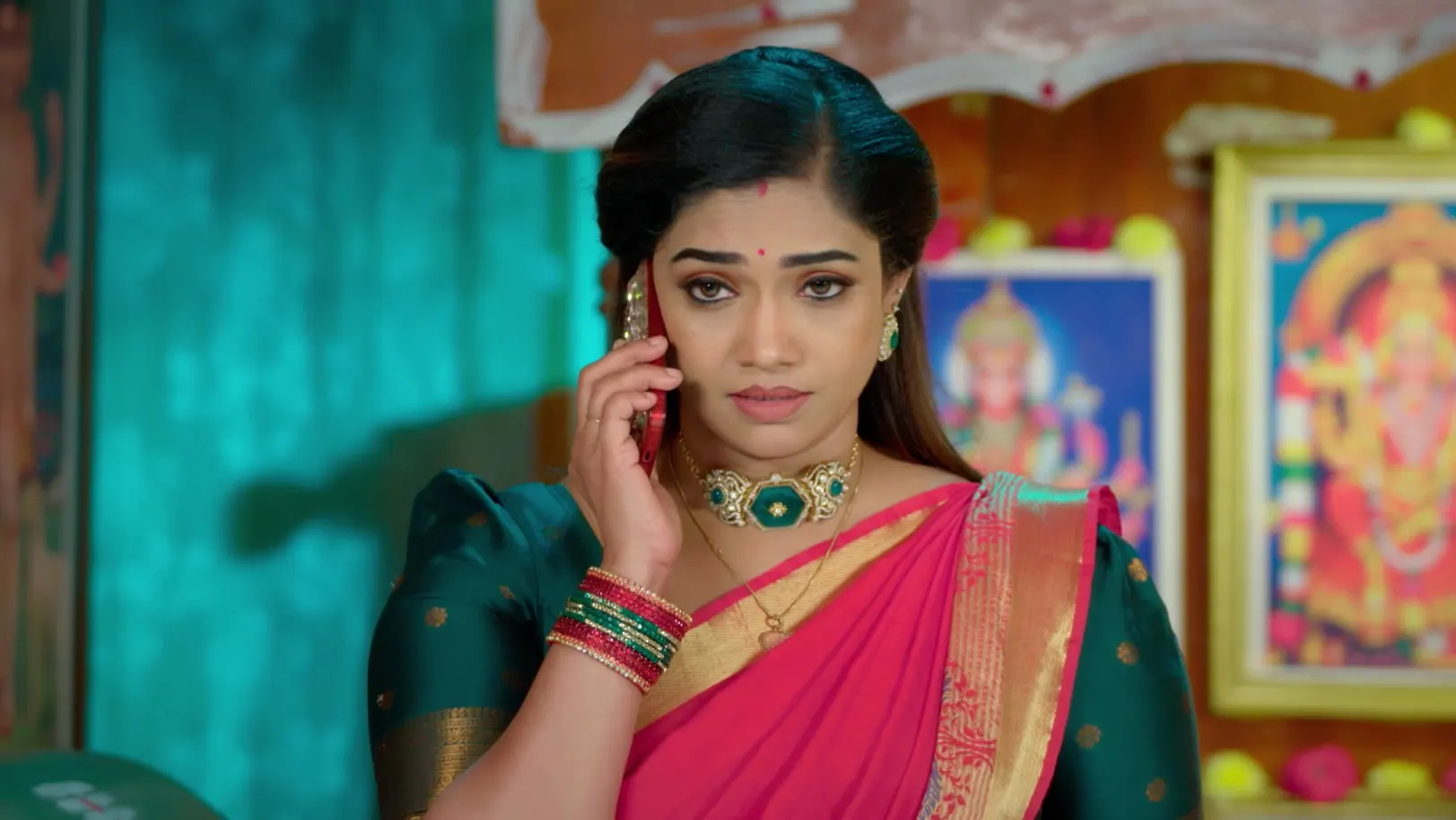 Karthigai Deepam - December 29, 2025 - Episode Spoiler