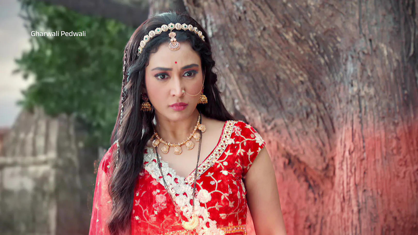 Jeetu Couldn’t Bear to See Latika’s Pain - Gharwali Pedwali - Promo Jeetu Couldn’t Bear to See Latika’s Pain - Gharwali Pedwali - Promo