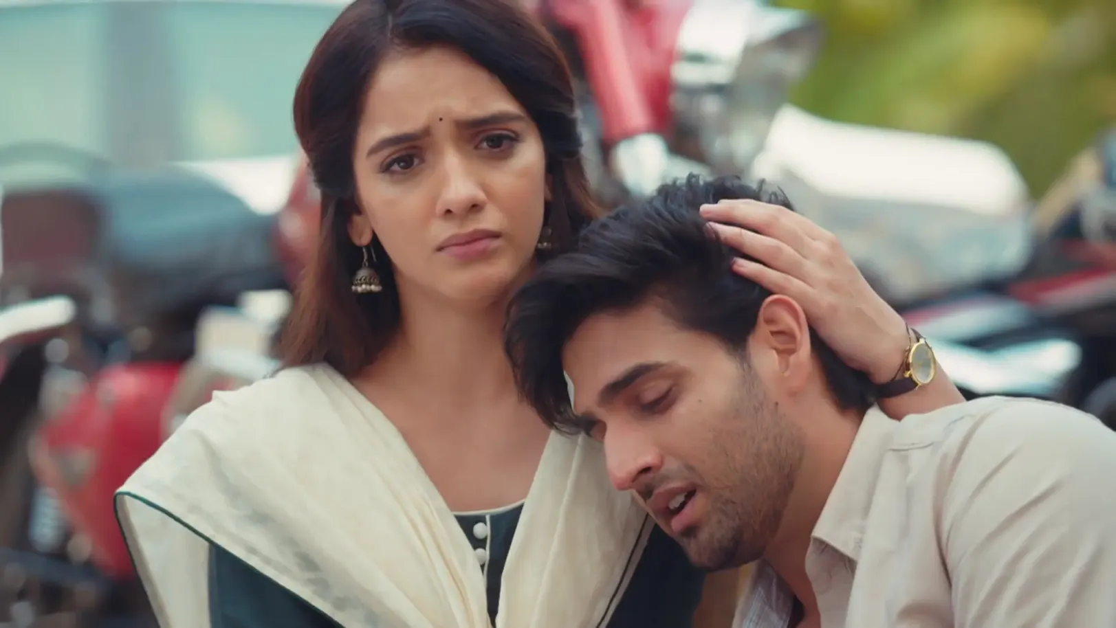 Jagadhatri Empowers Shivay - Jagadhatri 