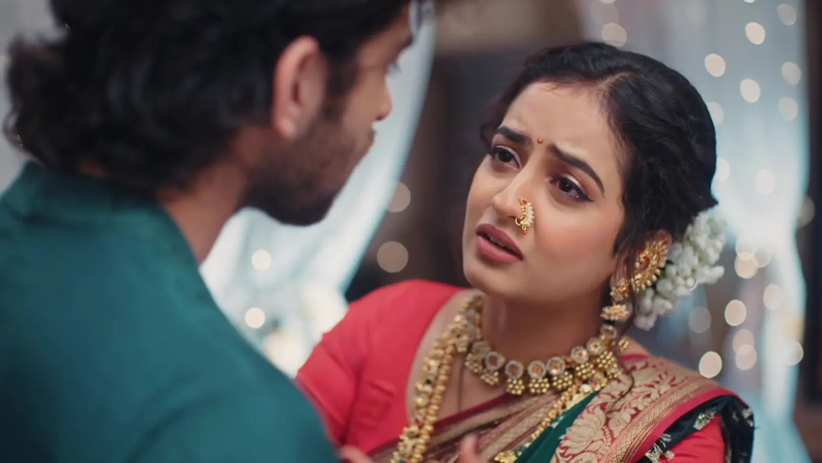 Tapasya and Rudra Get into an Argument - Jagadhatri 