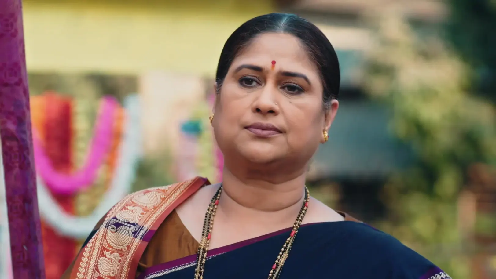 Aarti Devises a Plan for Lakshmi's Business - Lakshmi Niwas 