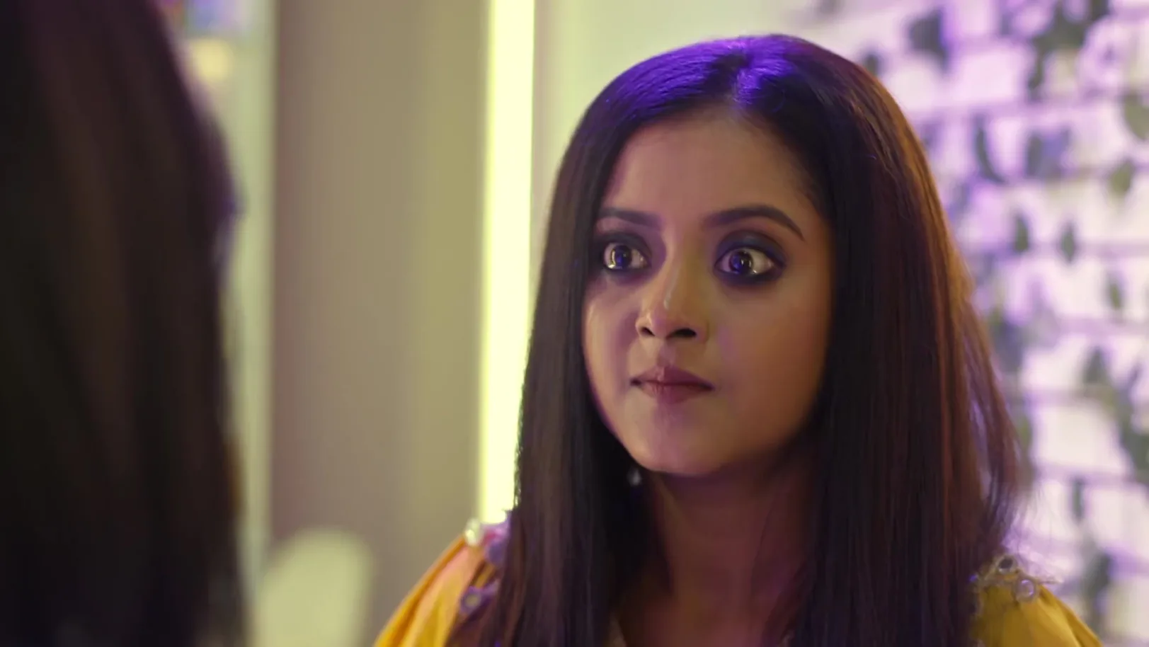 A Disguised Uji at the Nightclub - Jowar Bhanta 