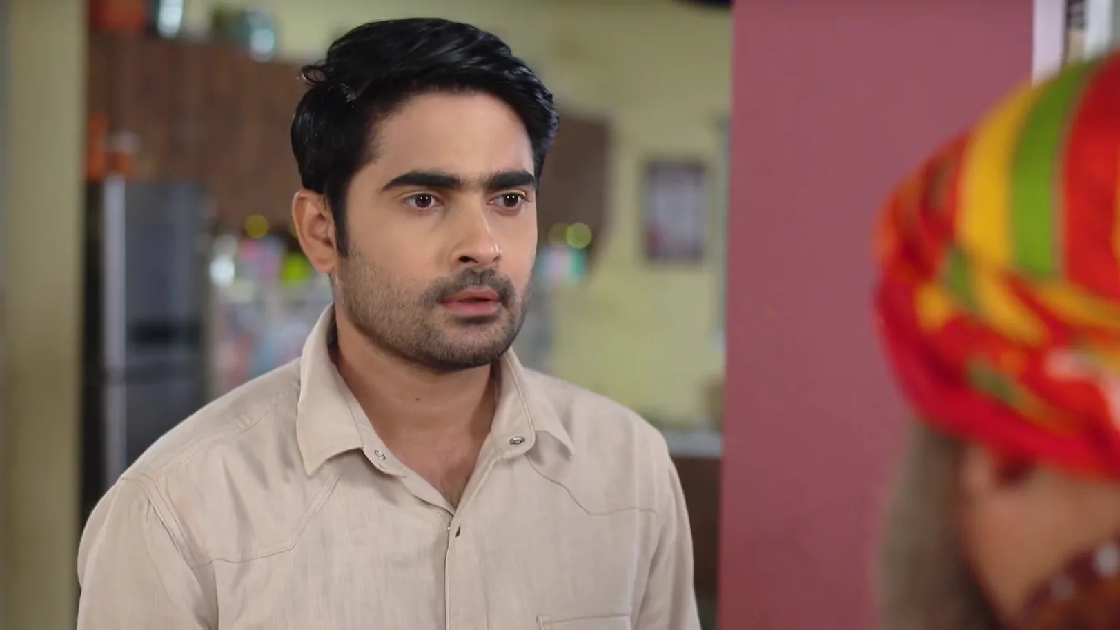 Akshay Questions the Priest - Tuma Bina 