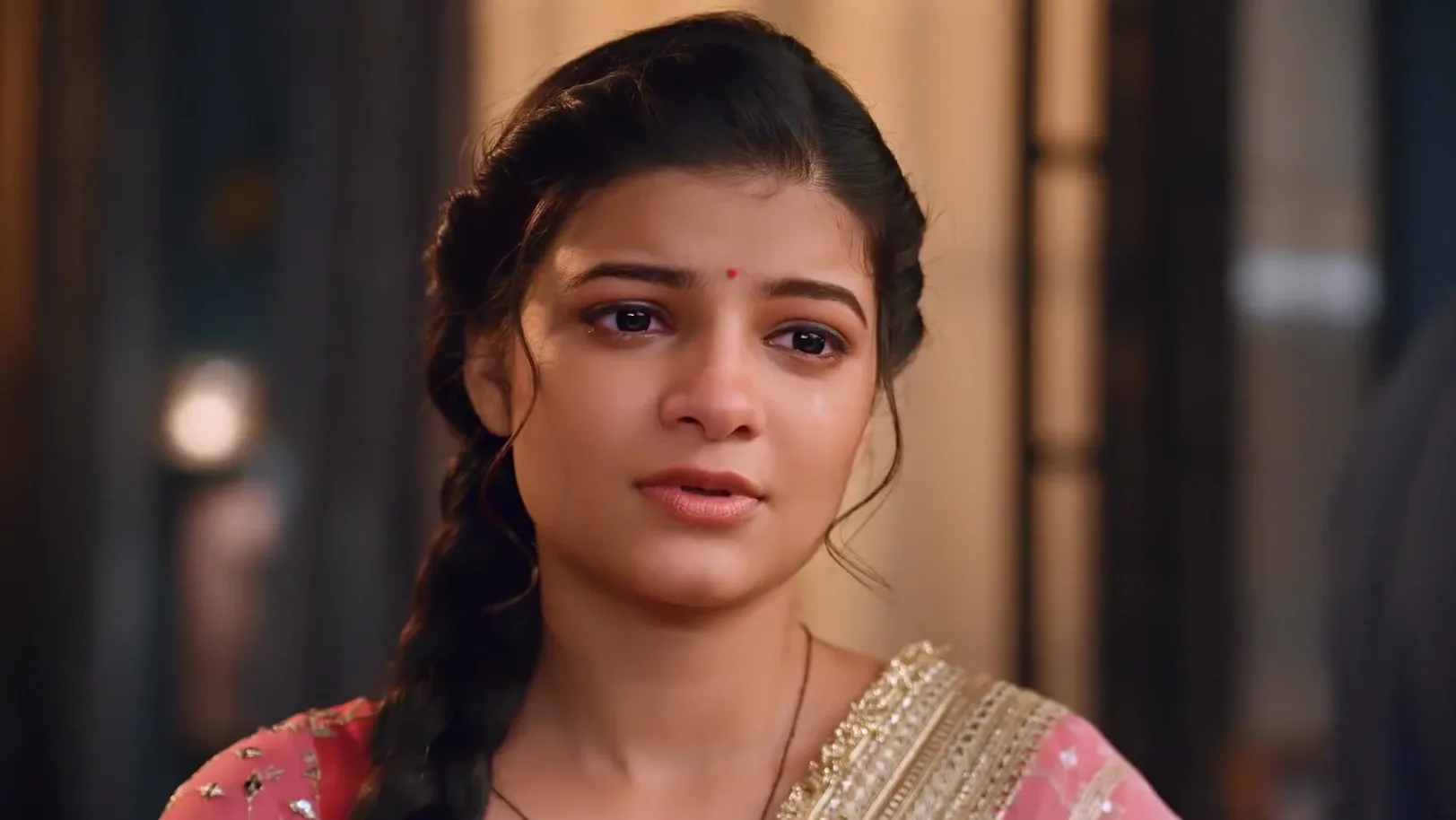 Saru's Visit to Birla House Upsets Ved - Saru 