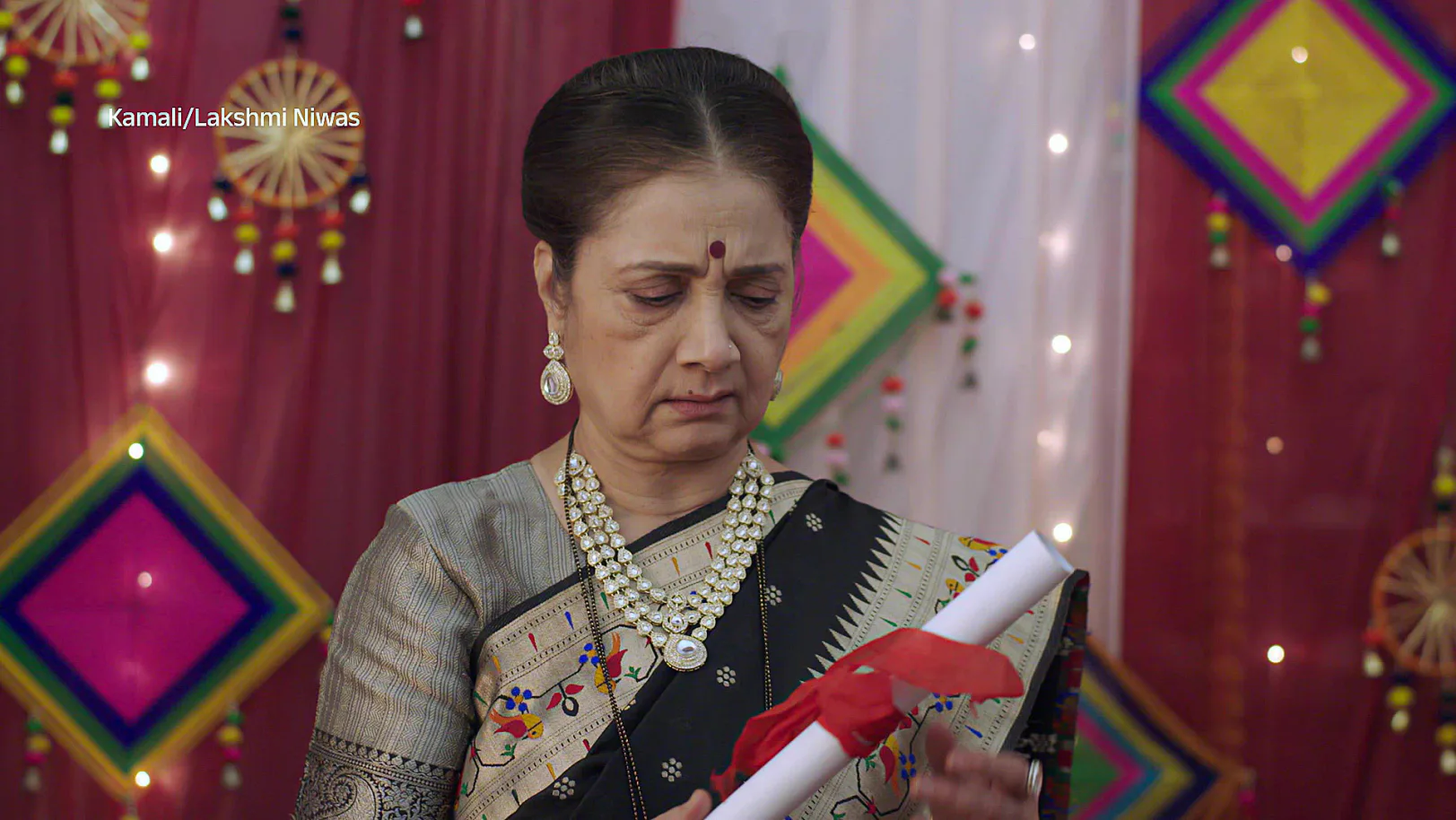 Will Bhavana Learn Shrikant's Truth? - Lakshmi Niwas - Promo