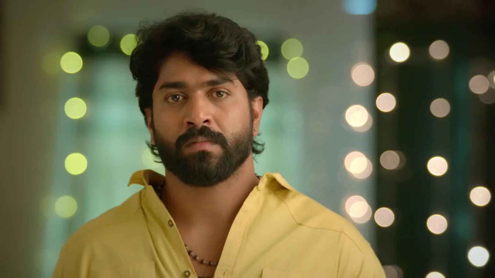 A Complaint Against Kripakaran - Chinnan Siru Kiliye 