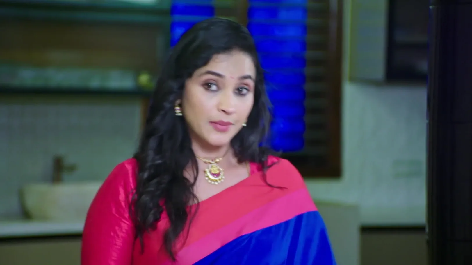 Neelu Plots against Bhavana and Siddu - Lakshmi Nivasa 