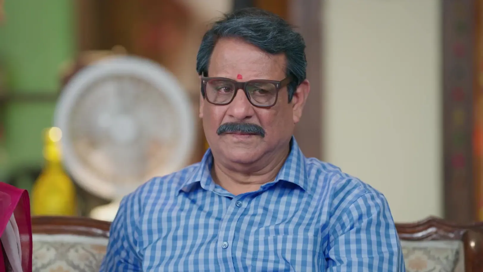 Family Members' Behaviour Saddens Janaki - Lakshmi Nivas 