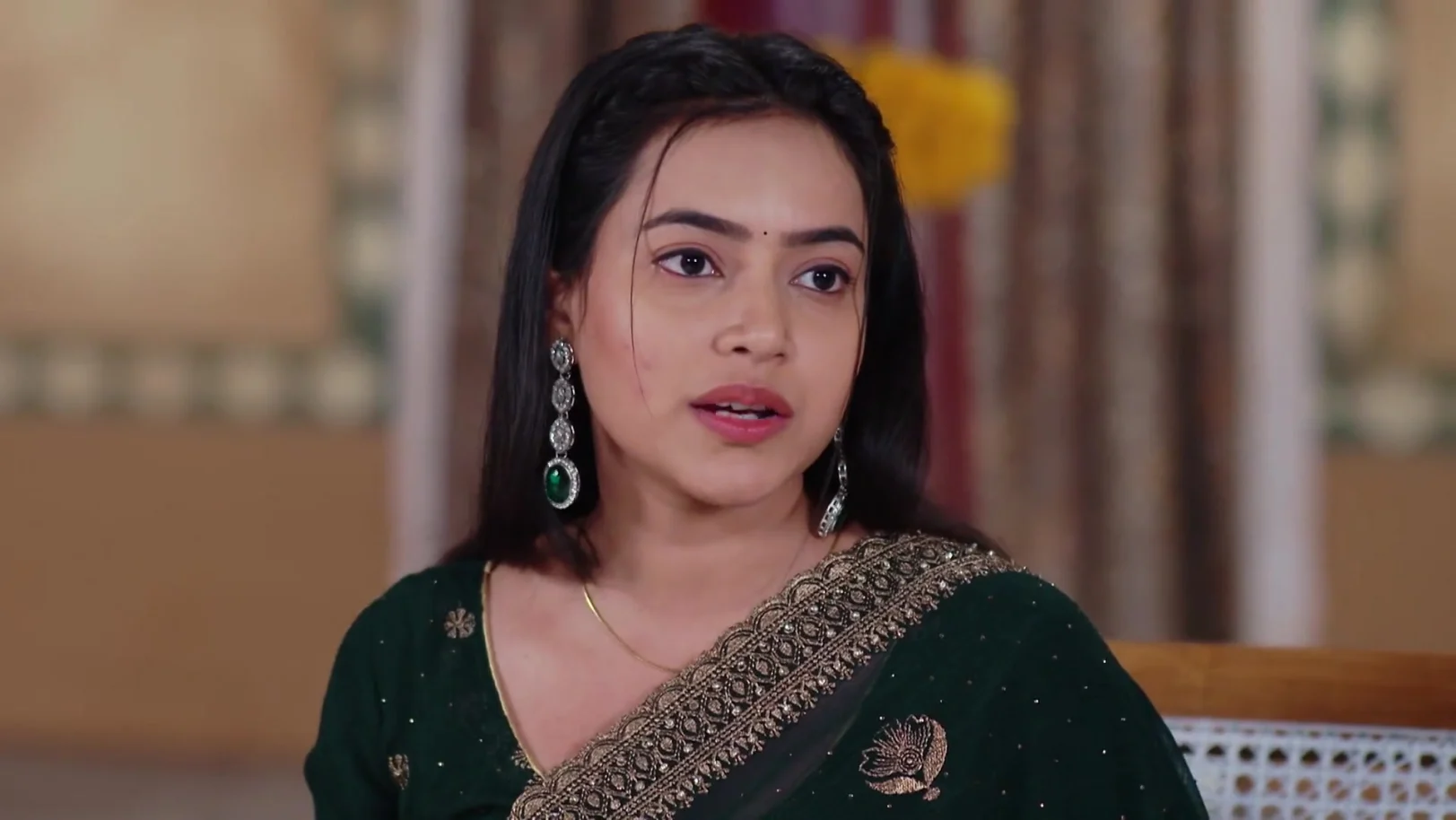 Shalini's Suggestion for Sabita - Sathi Sata Janmara Shalini's Suggestion for Sabita - Sathi Sata Janmara