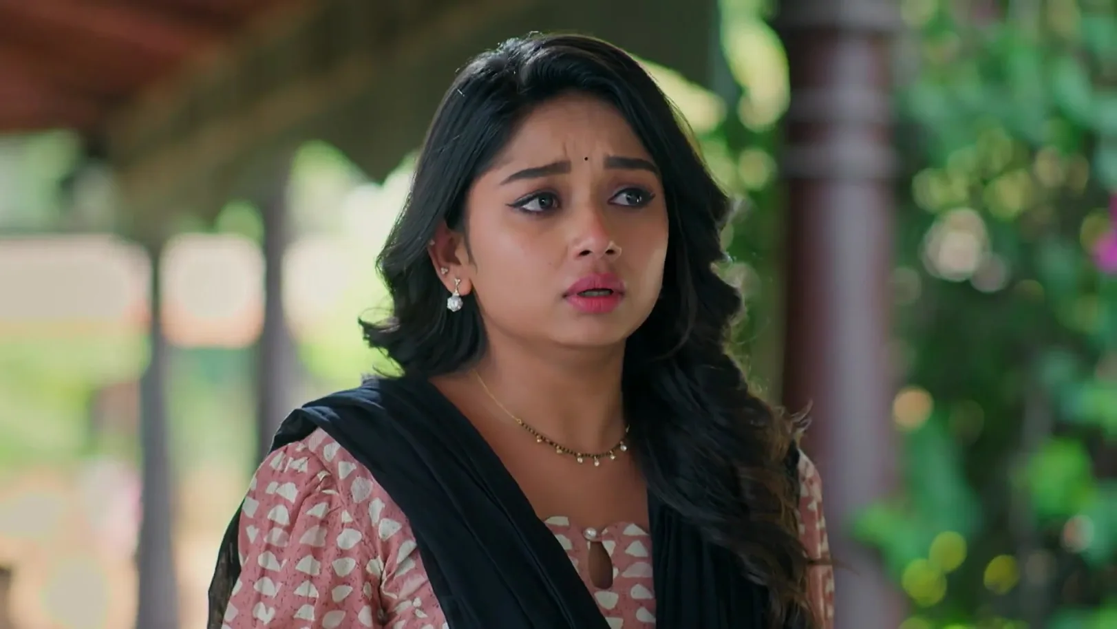 Srinivas Blamed by Charulata - Sandhyaraaga 