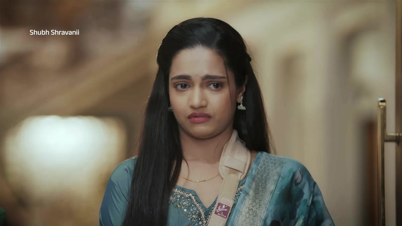 Vishwambhar’s Car Meets with an Accident - Shubh Shravani - Promo