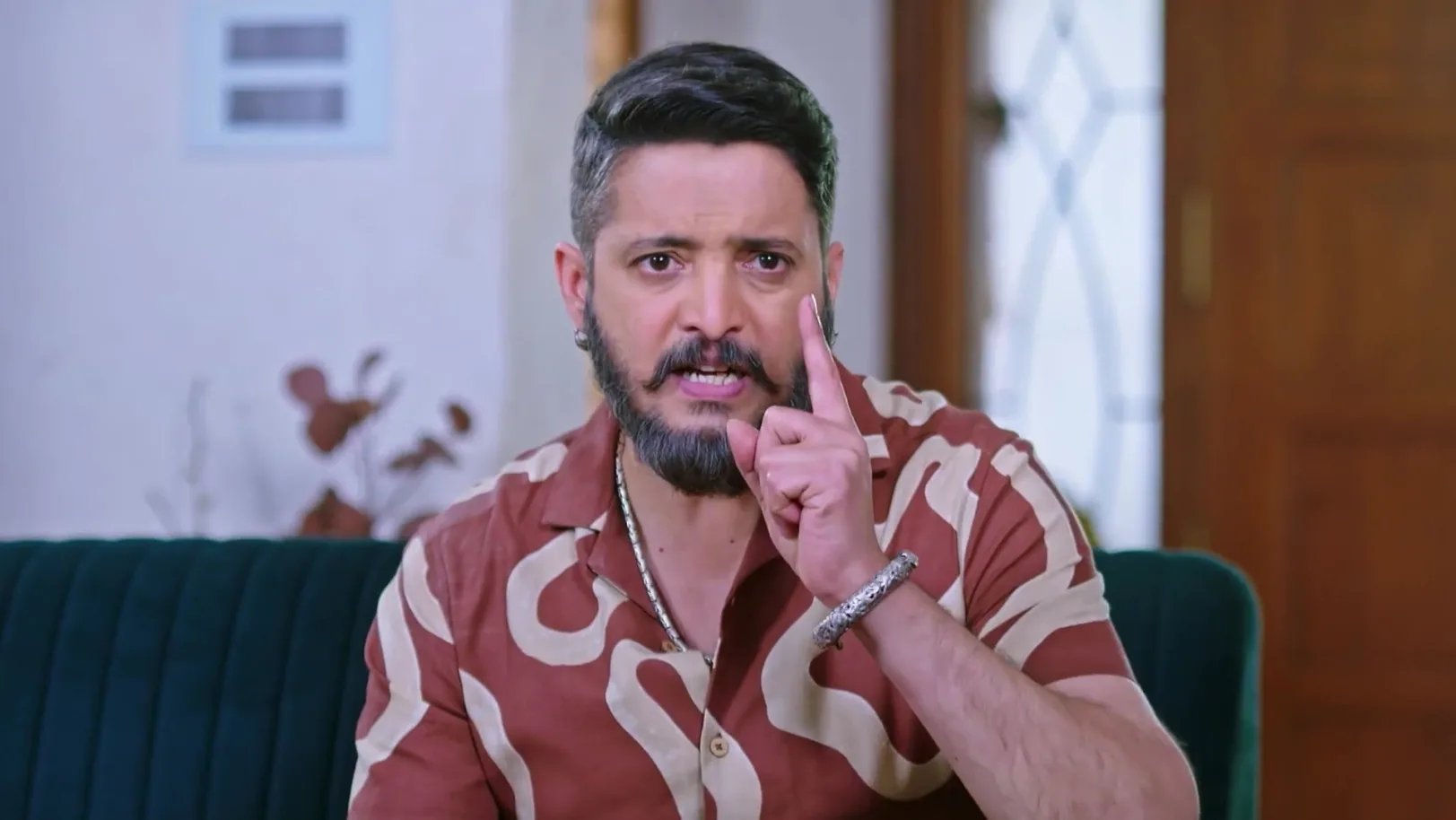 Bhavana Questions the Driver’s Death 10th February 2026 Webisode Bhavana Questions the Driver’s Death 10th February 2026 Webisode