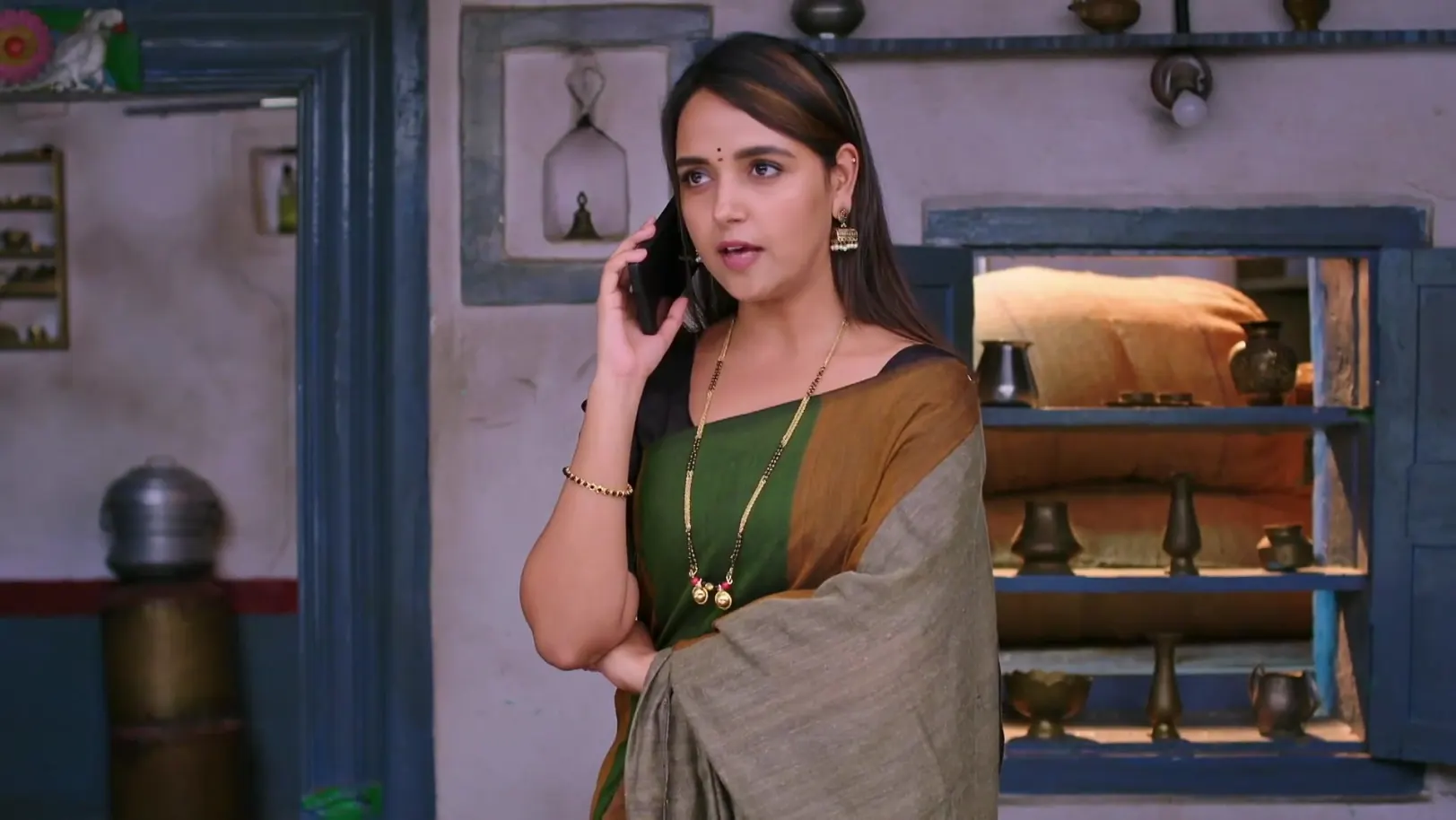 Veerabhadra’s Demands Trouble Shivanna - Annayya Veerabhadra’s Demands Trouble Shivanna - Annayya