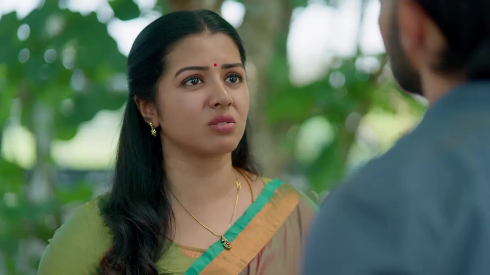 Naveen takes Krishna Along - KrishnaGadha 