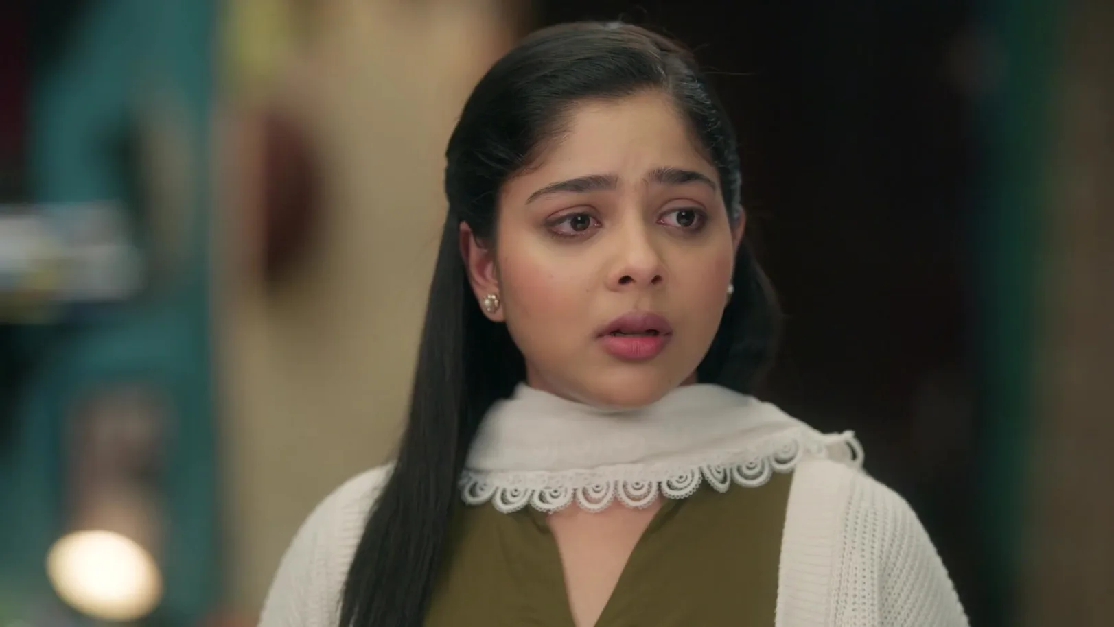 Dr Mohit's Mother Brings a Mangalsutra for Anu - Tumm Se Tumm Tak 