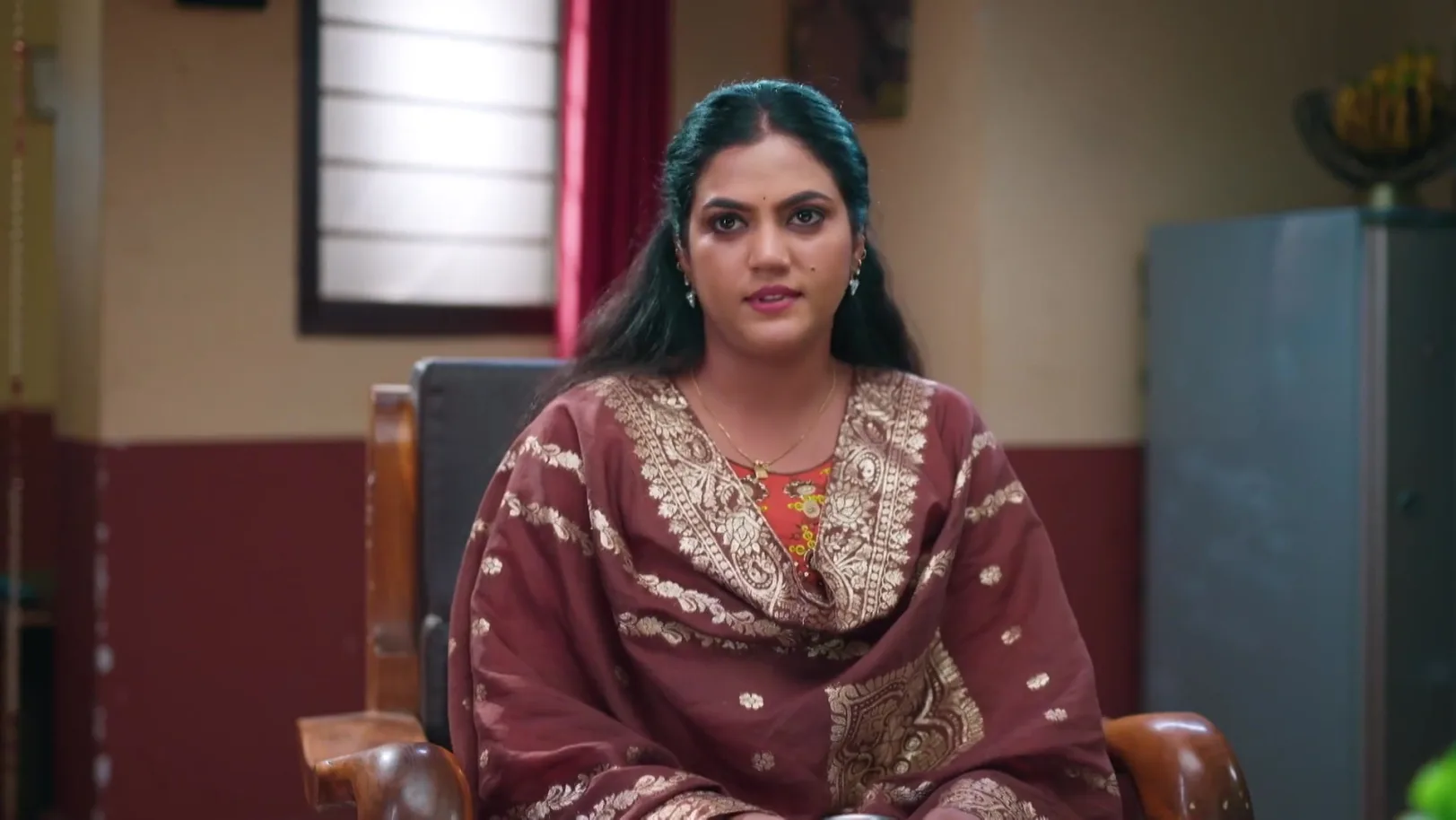 Malli Spots Goutham’s Photo at Sunil’s Place 13th February 2026 Webisode