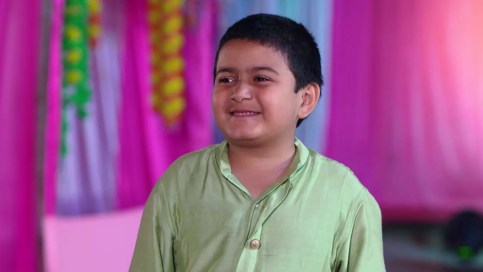 Golu Meets with an Accident - Tu Khara Mun Chaai 