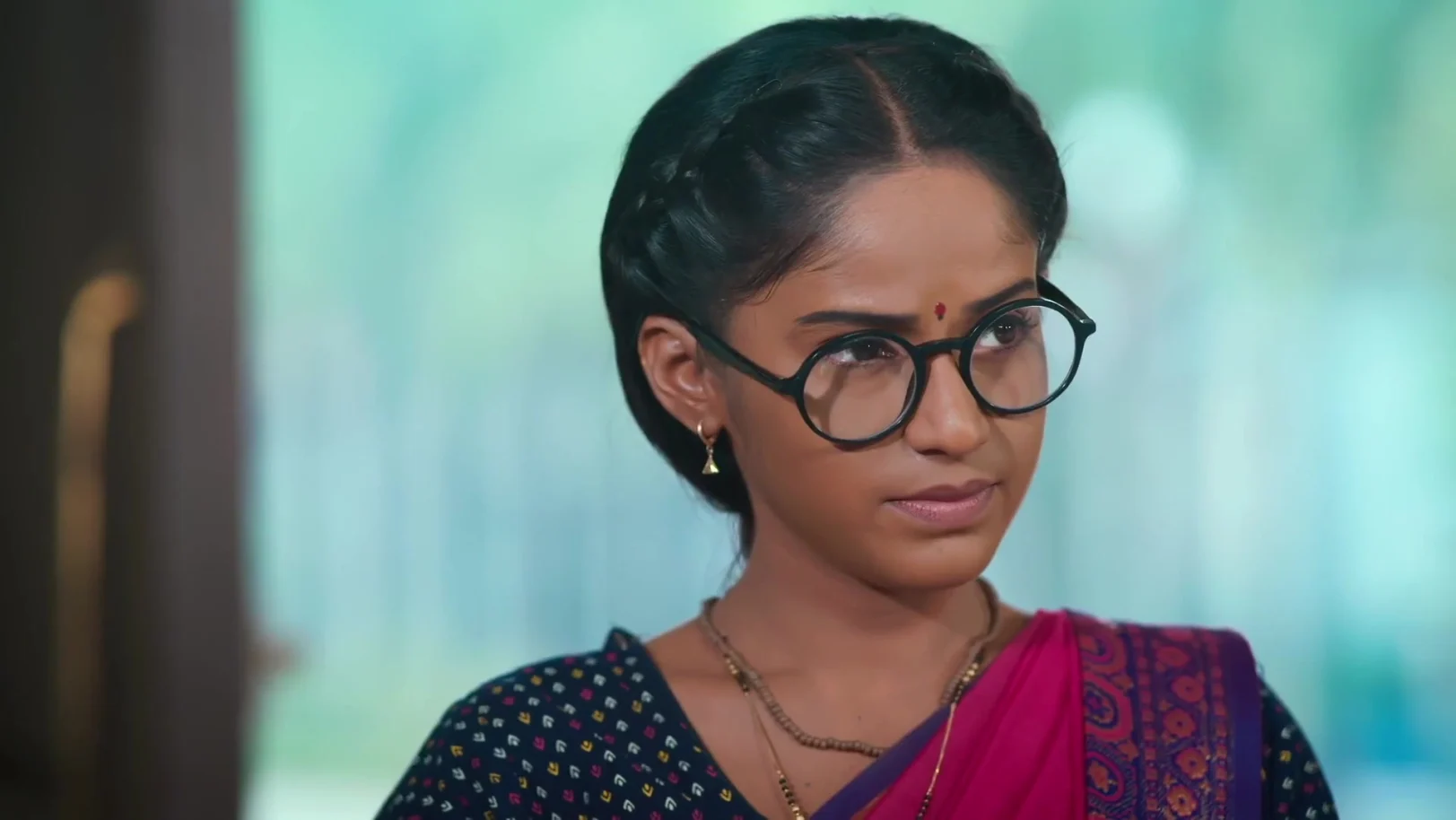 Savali Welcomes Amruta and Rajkumar - Savalyachi Janu Savali 