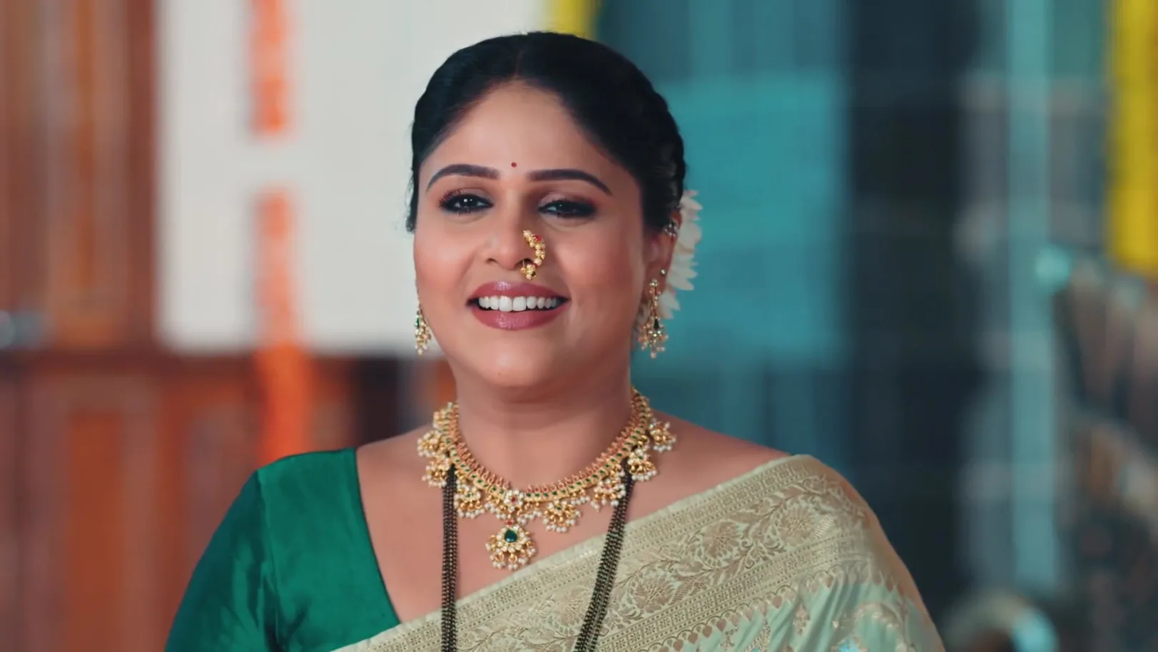 Bhavana Is Stunned to See Vishwa's Family 19th February 2026 Webisode