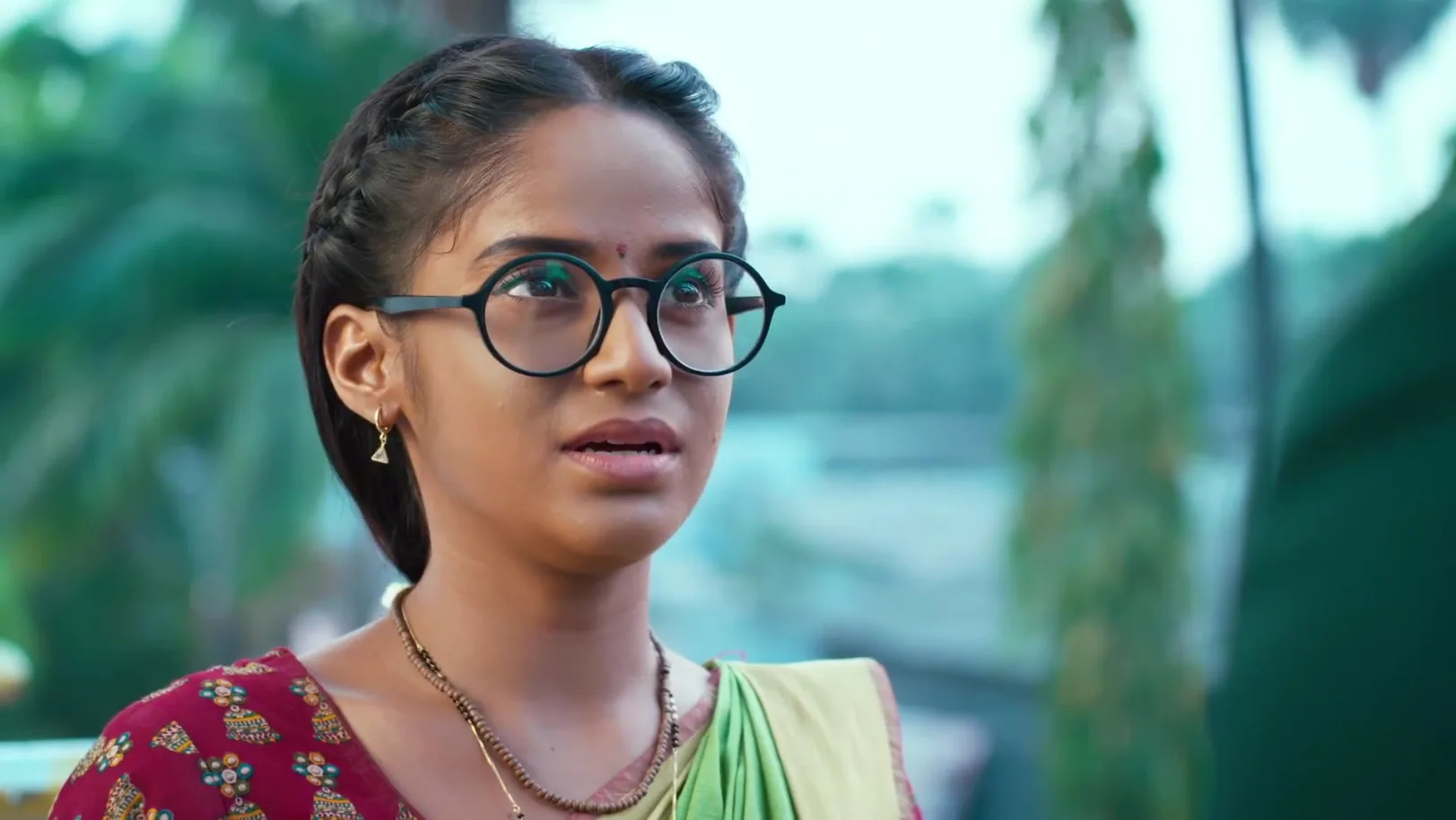 Savali Shares Her Suspicion about Bhairavi with Sarang 20th February 2026 Webisode