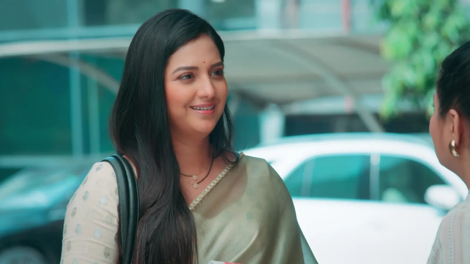 Nikita Refuses To Take Help from Swanandi - Veen Doghatli Hi Tutena Nikita Refuses To Take Help from Swanandi - Veen Doghatli Hi Tutena