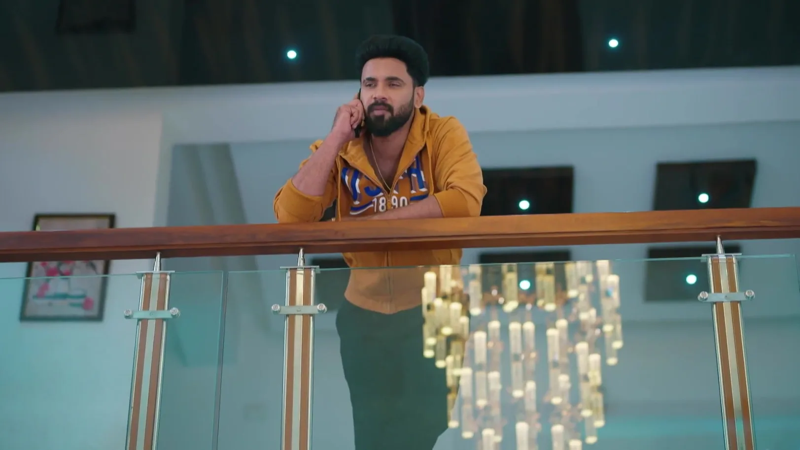 Sunil’s Dilemma - Amruthadhaare 