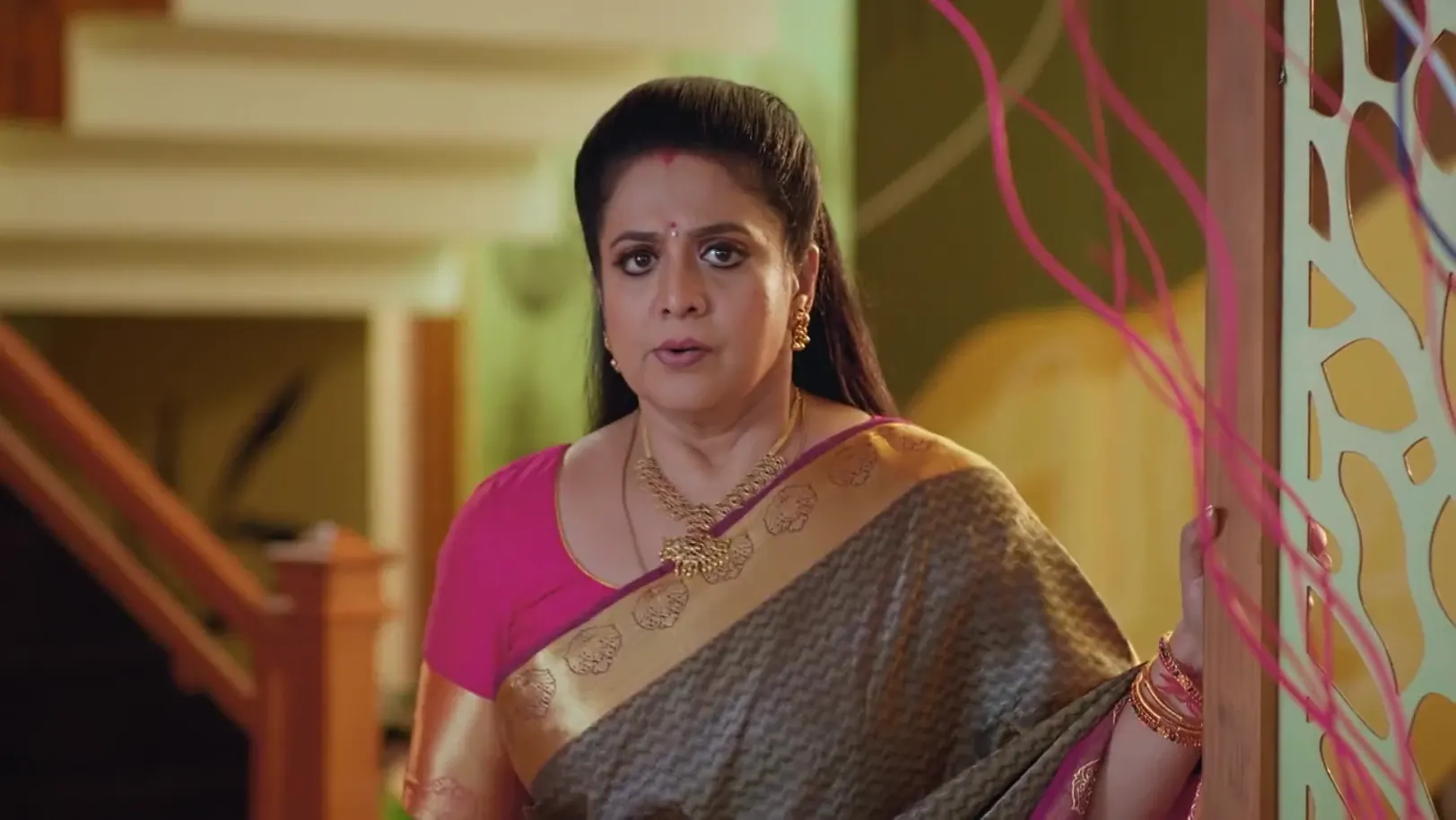 Aishwarya Complains about the Food 19th February 2026 Webisode Aishwarya Complains about the Food 19th February 2026 Webisode