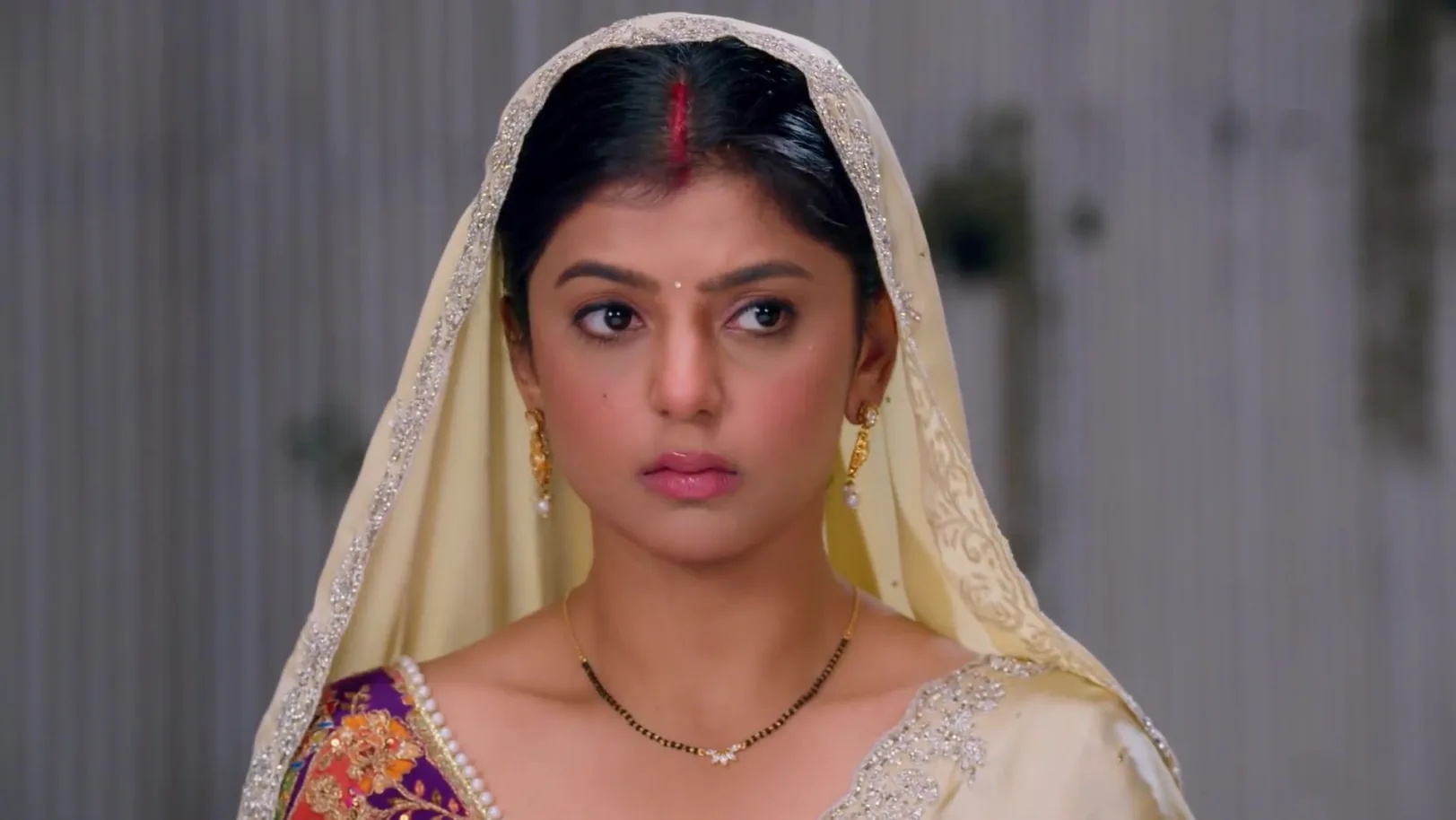 Unnati Is Angry with Vikrant - Jaane Anjaane Hum Mile 