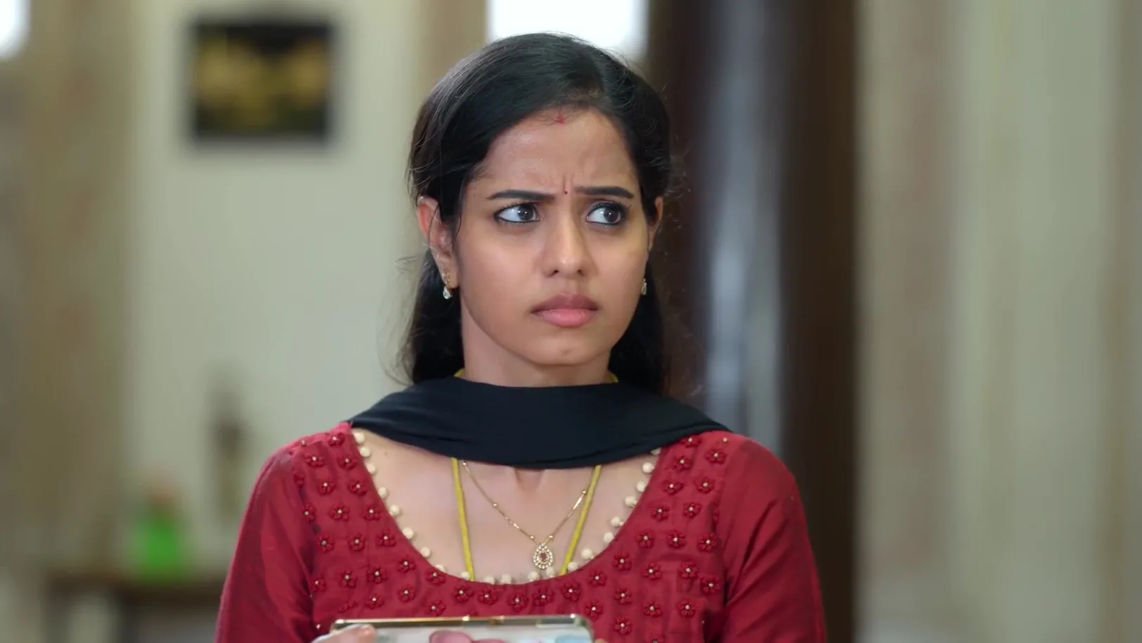 Valli's Abduction Shocks Ramachandran's Family 15th February 2026 Webisode