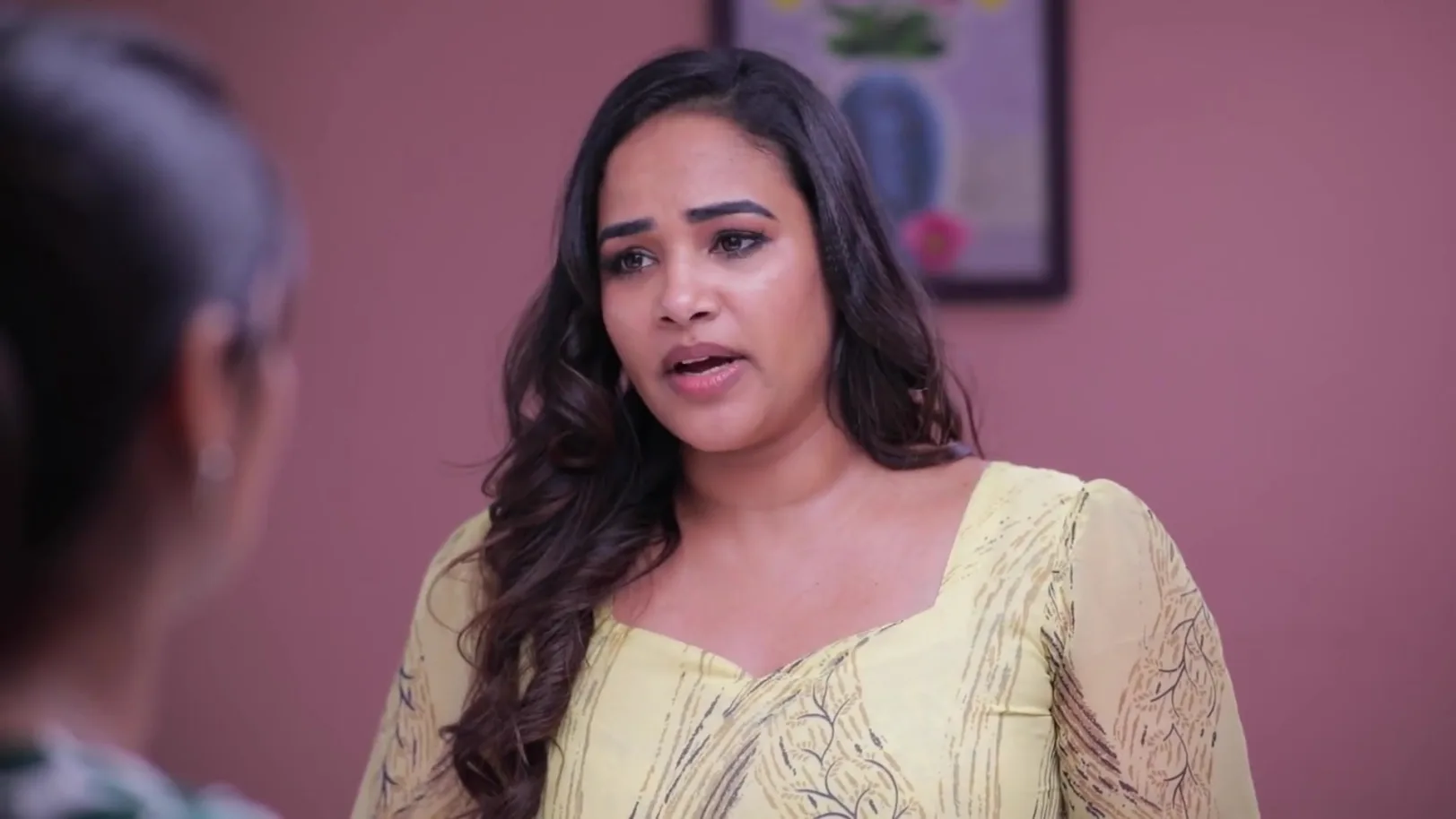 Nandini Decides to Seek Police Help - idhayam 