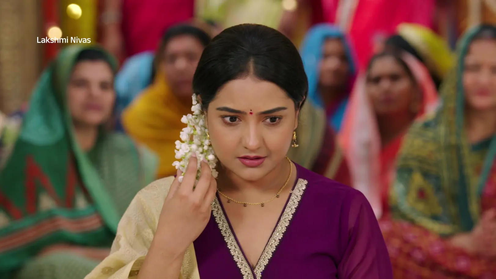 Veer Adorns Lakshmi’s Hair with a Gajra - Lakshmi Nivas - Promo