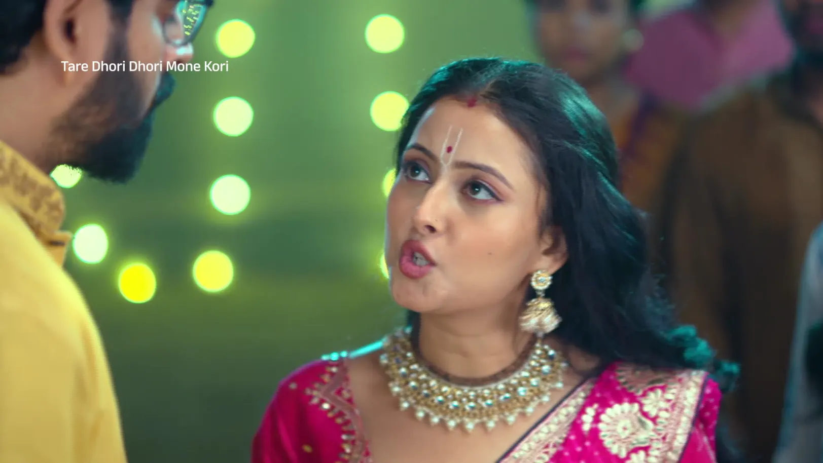 Gora Faces a Tough Condition - Taare Dhori Dhori Mone Kori - Promo