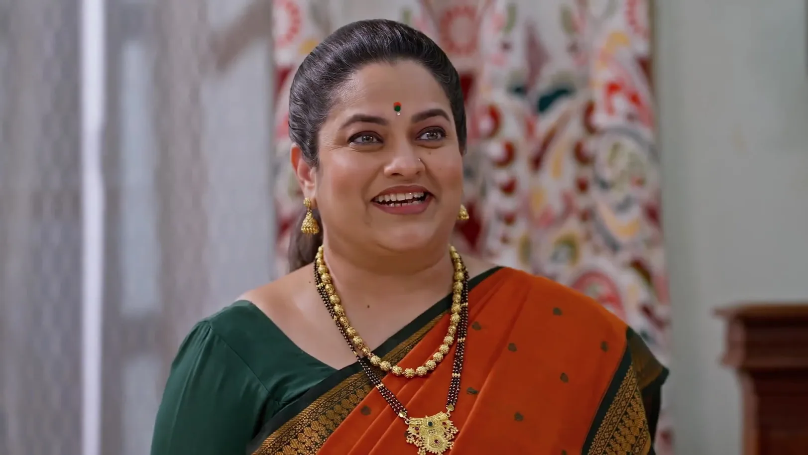 Narmada's Revelation Leaves Meera Shaken - Tula Japnar Aahe 