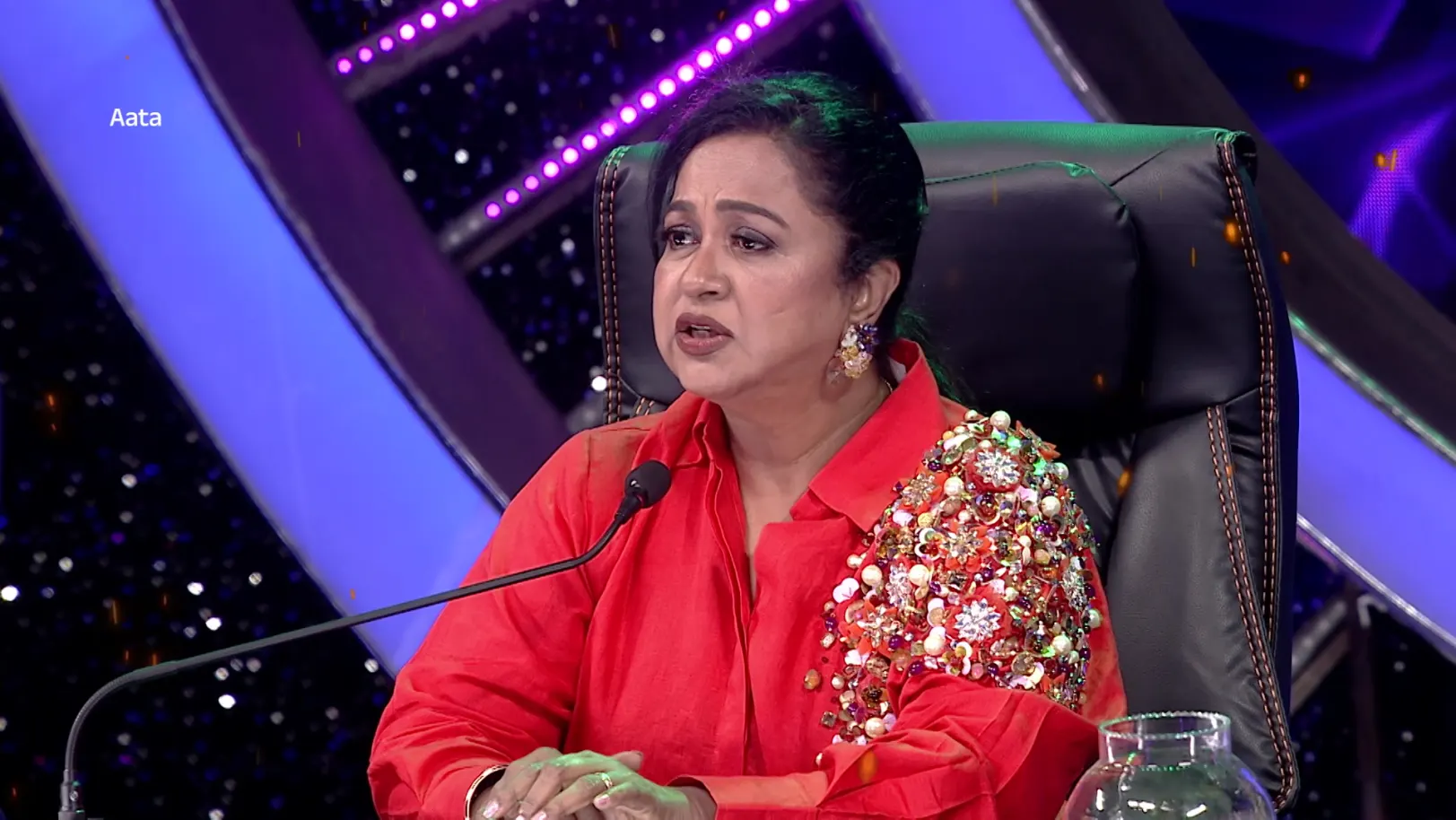 Sneha Dances to the Song Aaya Sher - Aata - Promo