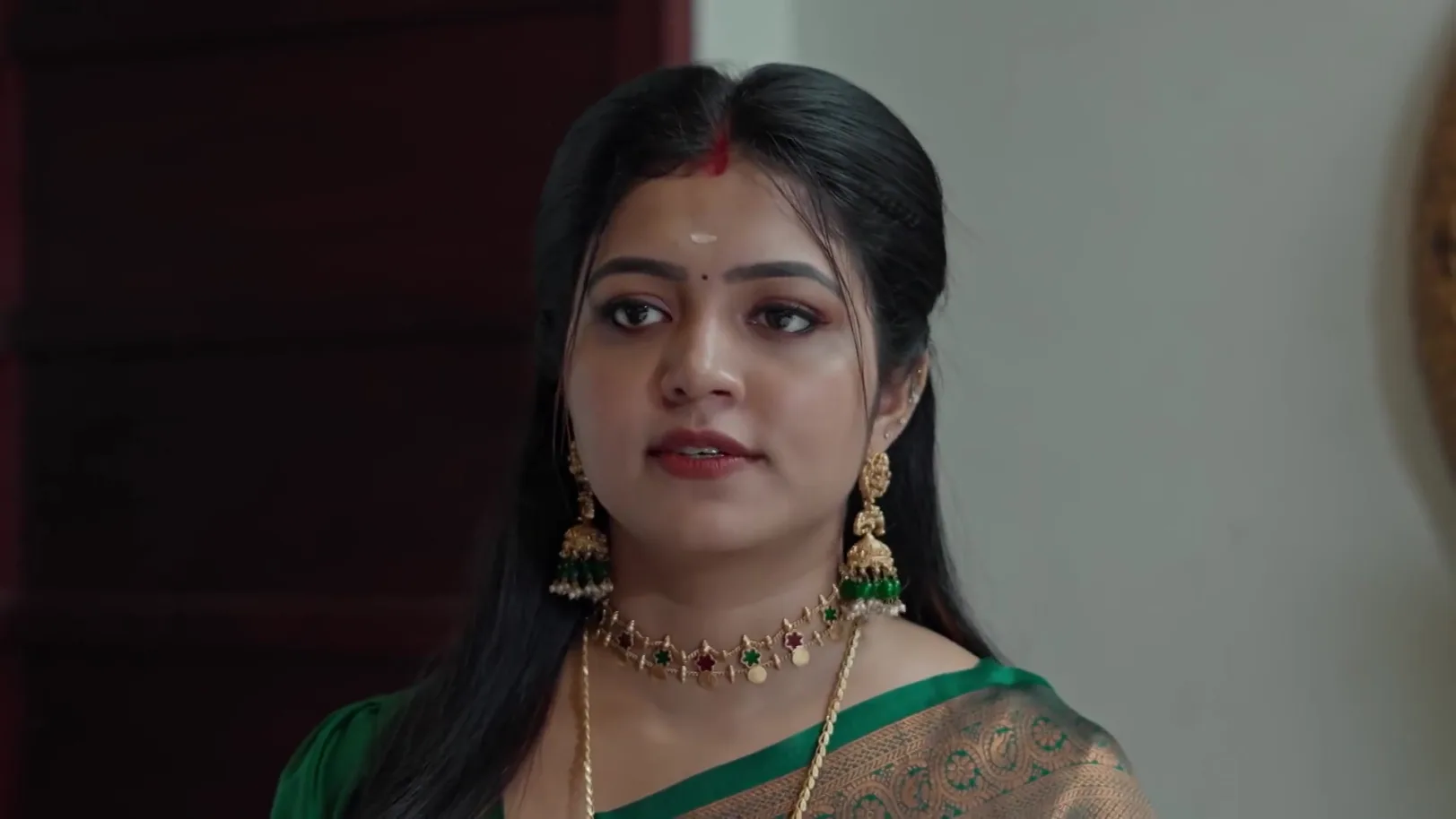 Chandramathi Has a Word with Prithvi 17th March 2026 Webisode