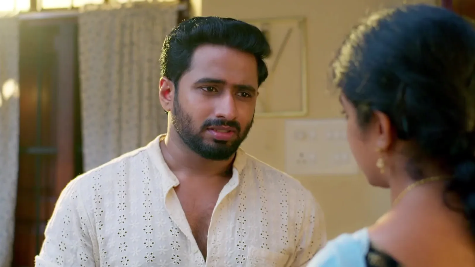 Vandana Hits Manoj 22nd March 2026 Webisode