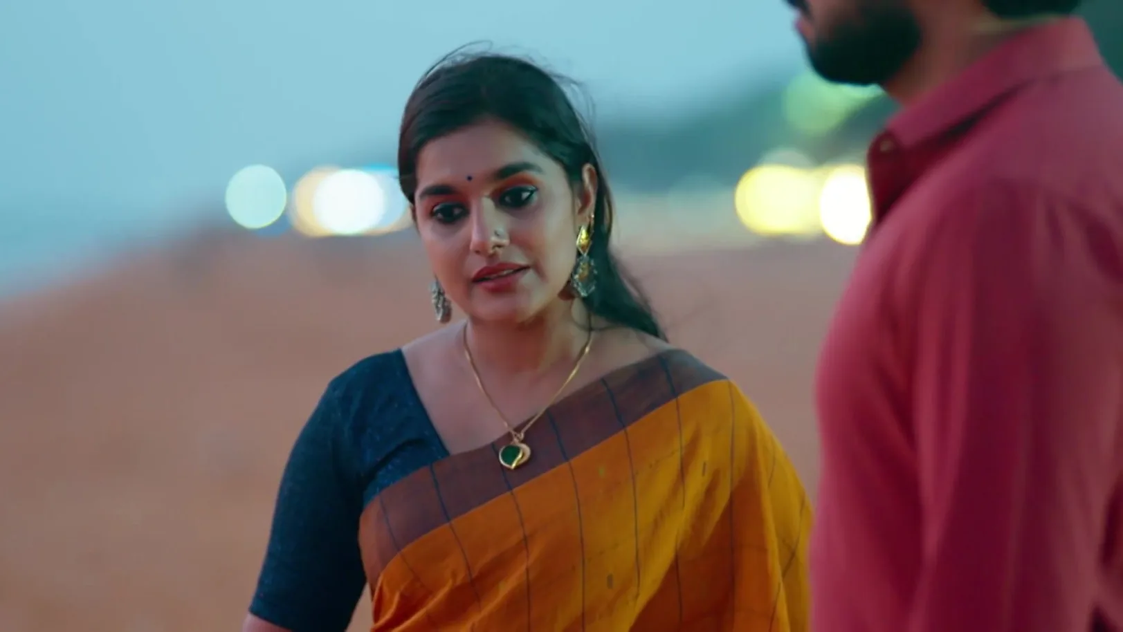 Aarathi's Question Unsettles Sachi- Mangalyam 