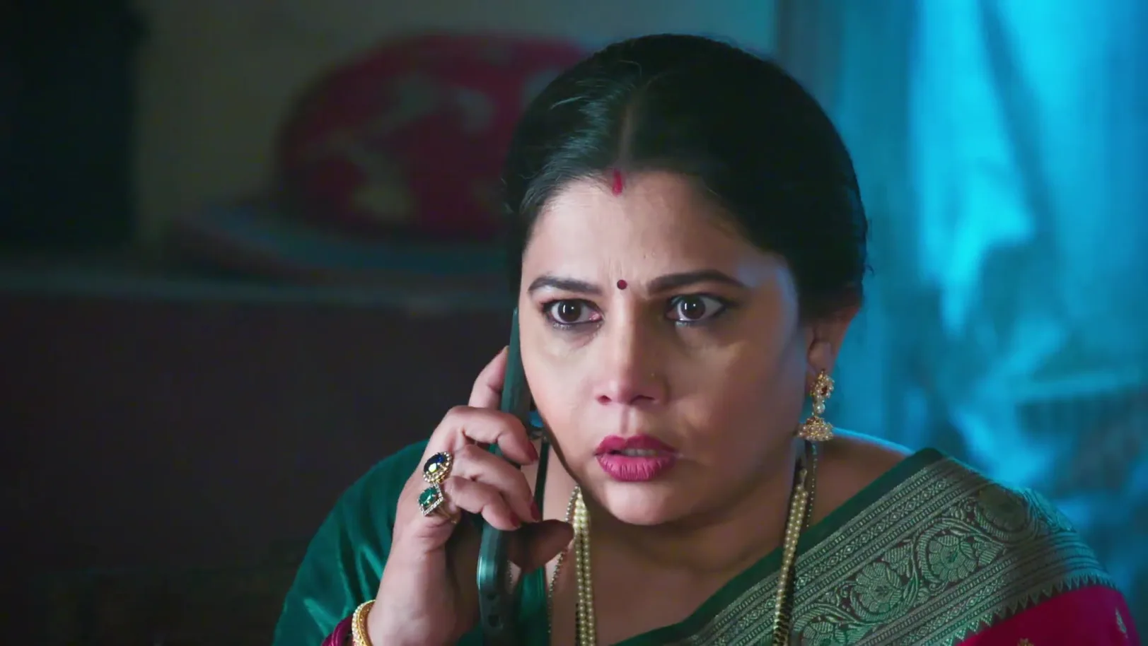 Sanika's Video Worries Tilottama - Savalyachi Janu Savali 